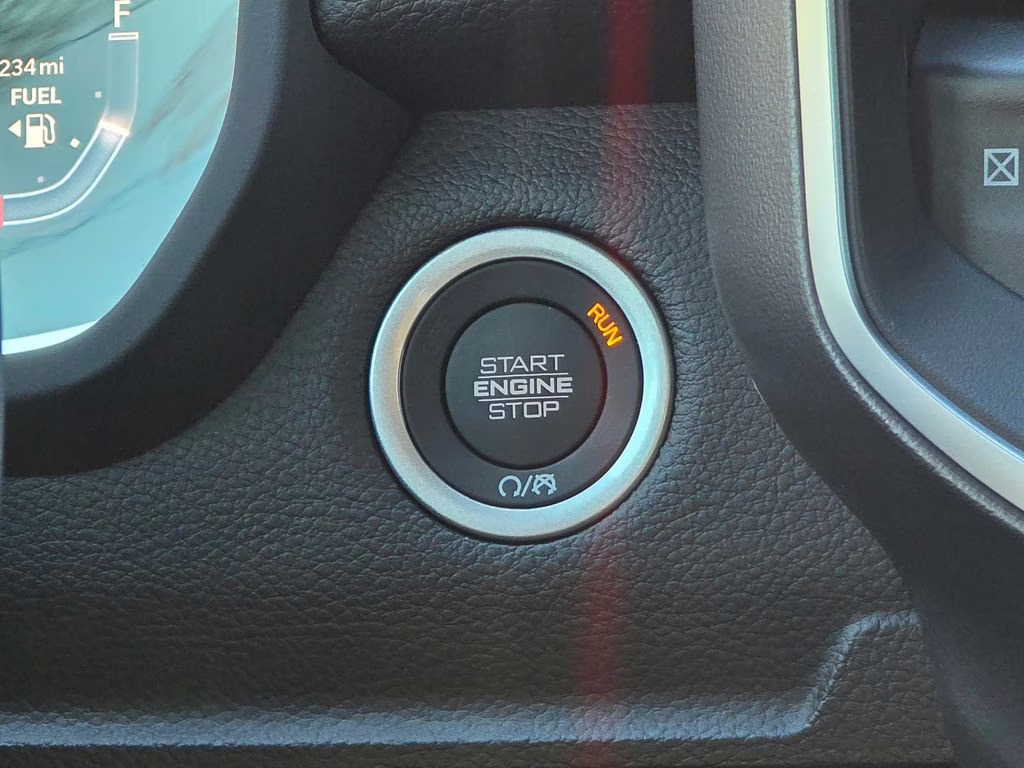 2026 Diamond Black Crystal Pearlcoat Ram 1500 Big Horn/Lone Star 4X4 Truck