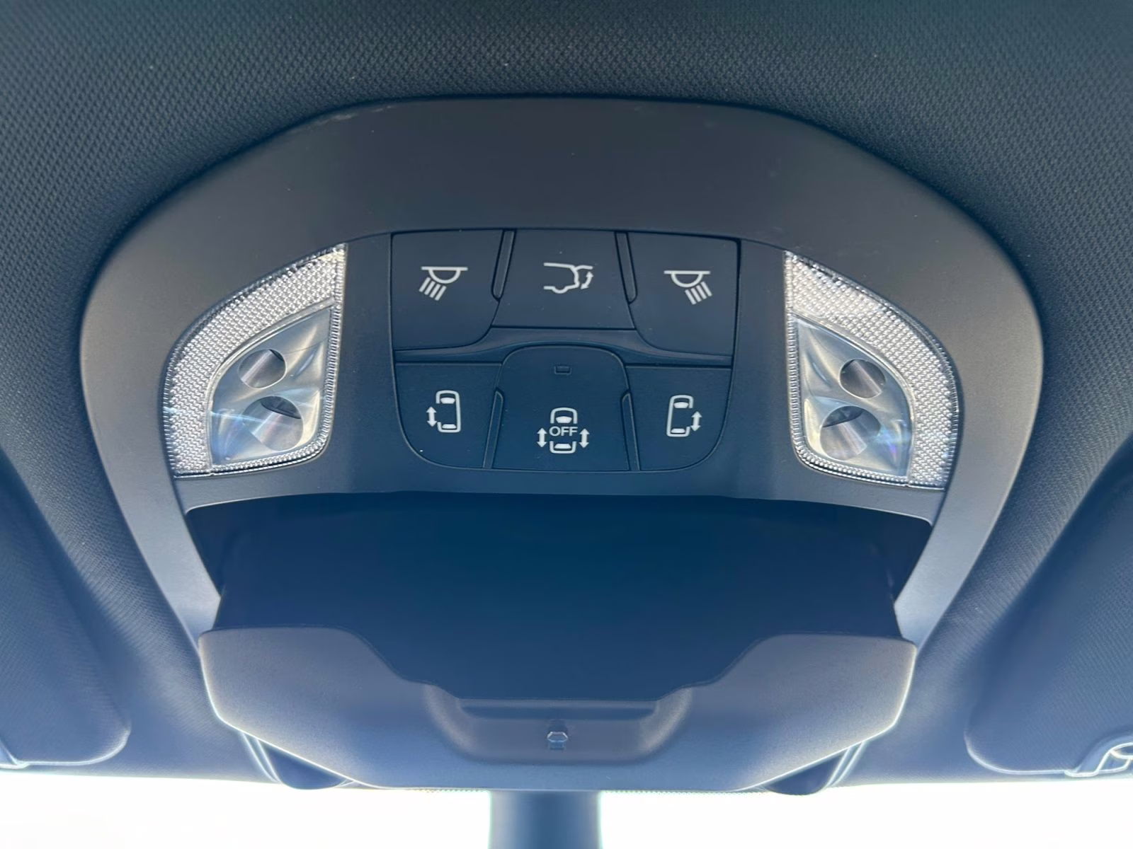 2026 Silver Mist Clearcoat Chrysler Pacifica Select AWD Van