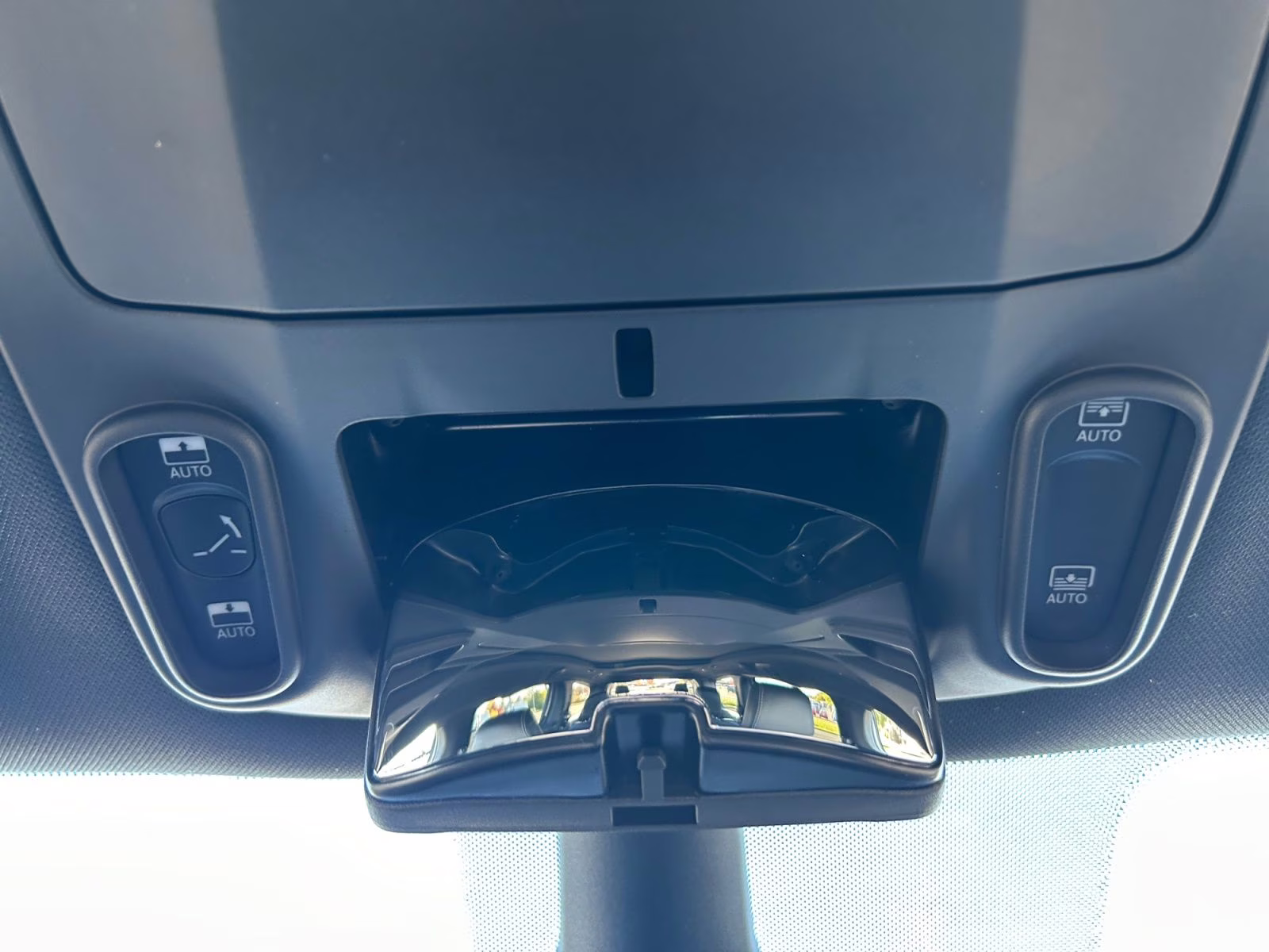 2026 Silver Mist Clearcoat Chrysler Pacifica Select AWD Van