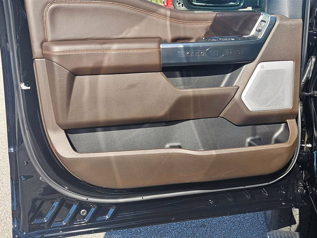 2026 Agate Black Metallic Ford Super Duty F-350 SRW King Ranch 4X4 Truck