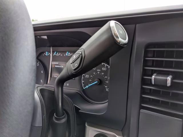 2026 Oxford White Ford Super Duty F-450 DRW XL 4X4 Chassis