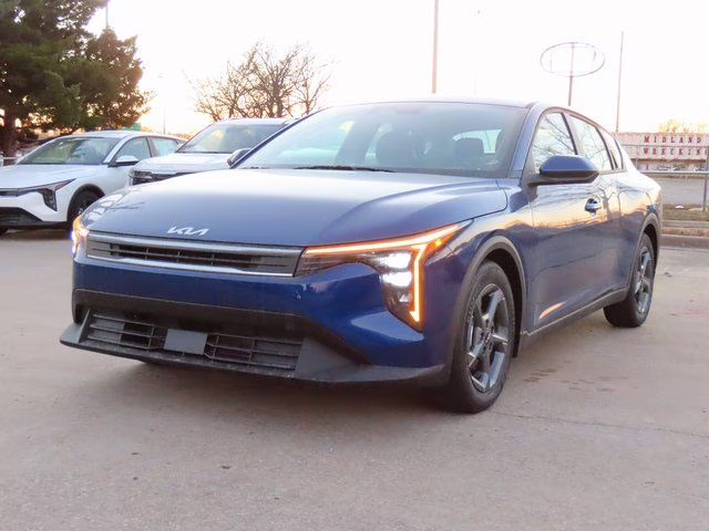 2025 Deep Sea Blue Kia K4 LXS FWD Sedan