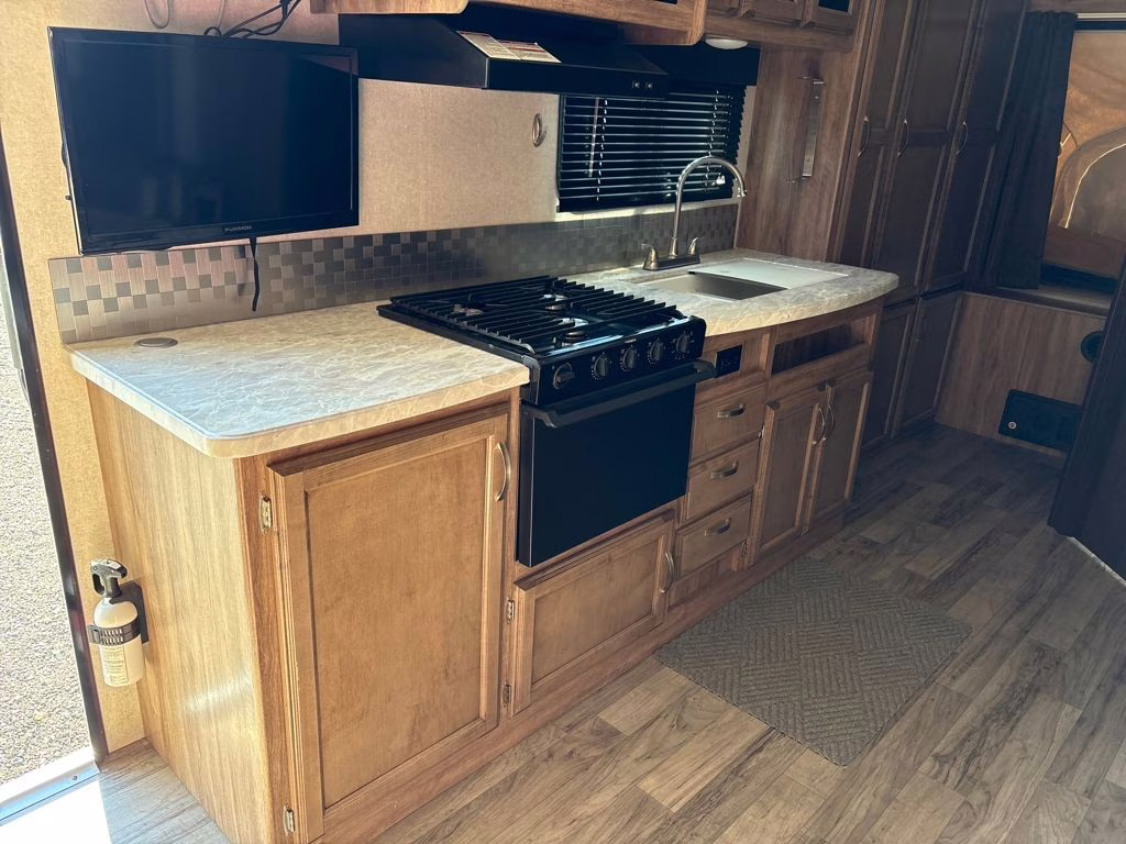 2019 Jayco Jay Feather X23B RV