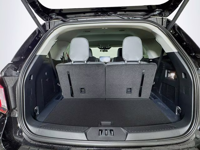 2026 Agate Black Metallic Ford Explorer Active 4X4 SUV