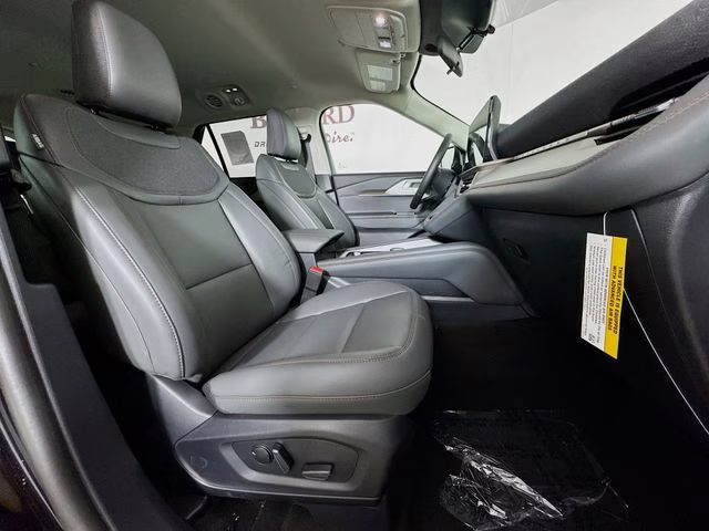 2026 Agate Black Metallic Ford Explorer Active 4X4 SUV
