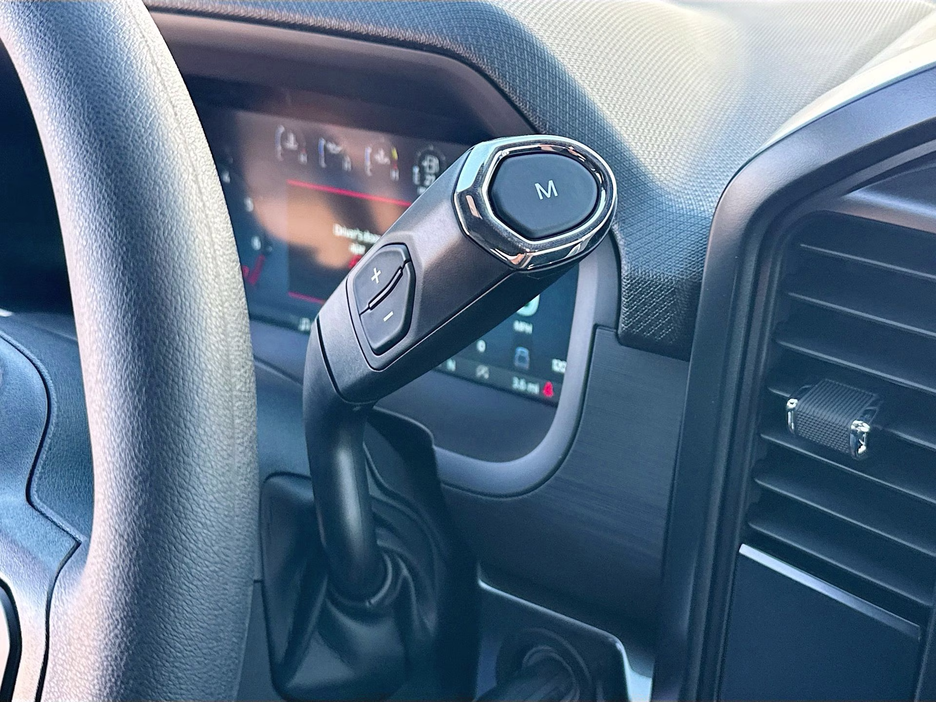 2025 Oxford White Ford F-150 STX RWD Truck