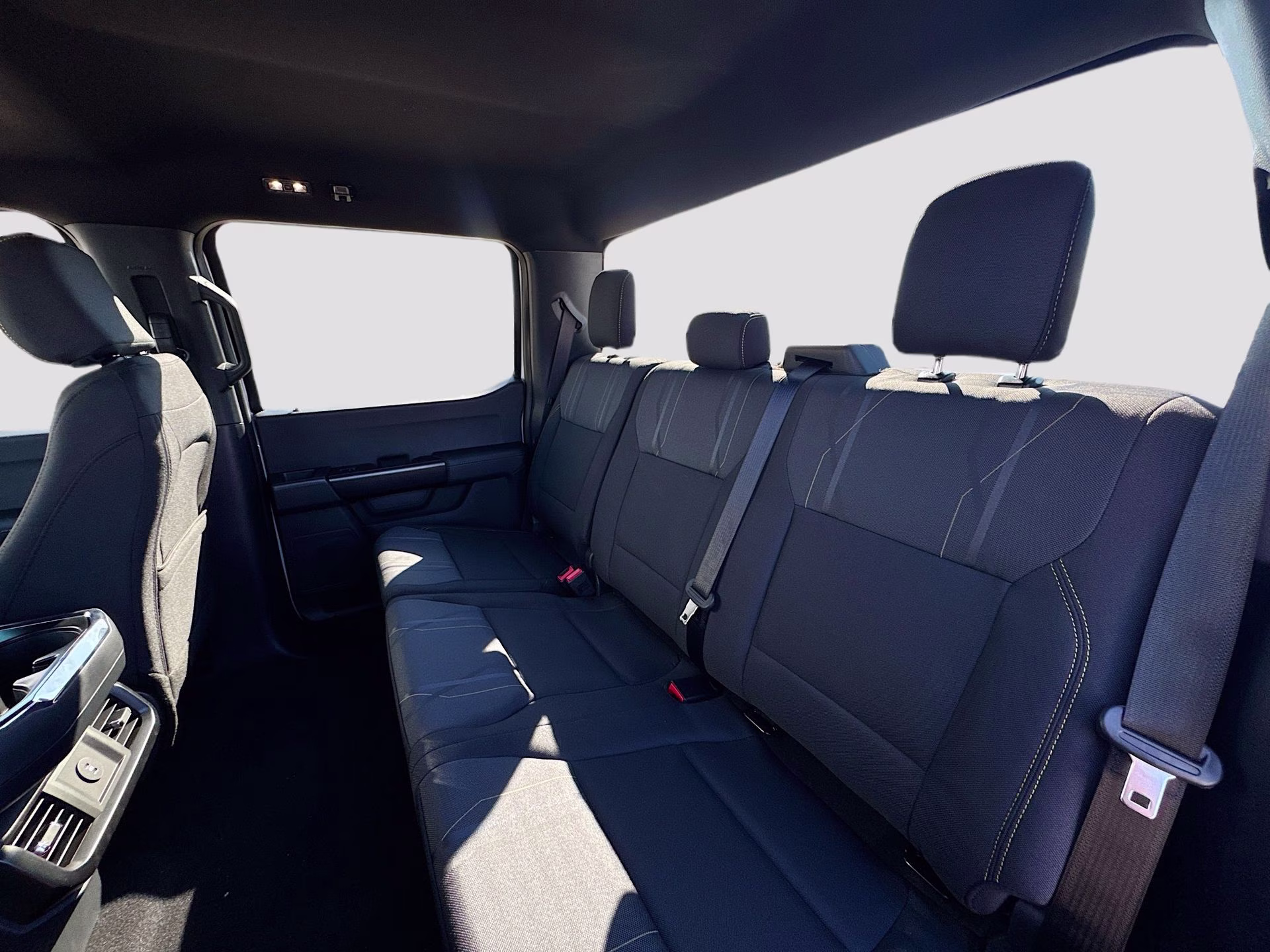 2025 Oxford White Ford F-150 STX RWD Truck