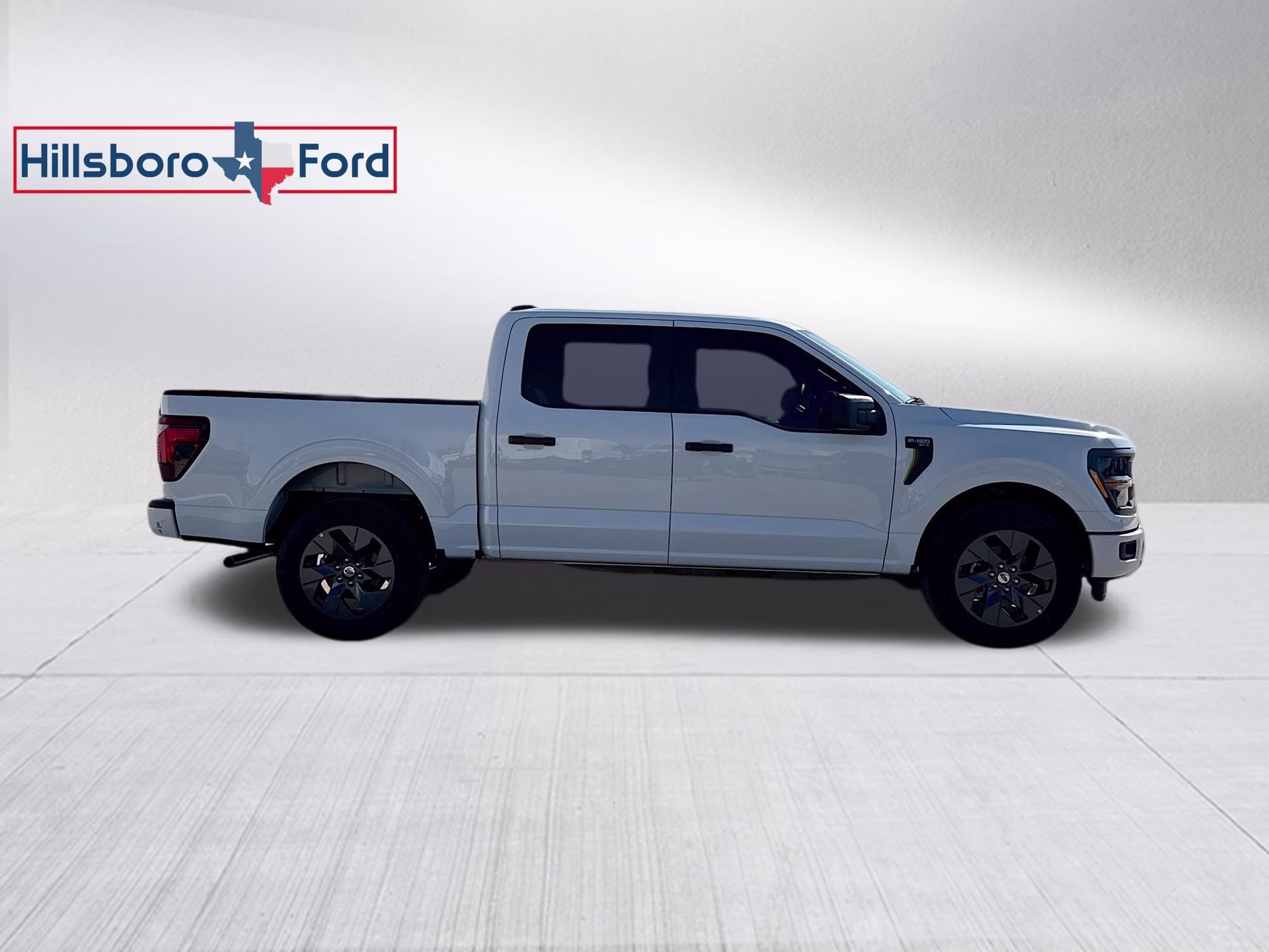 2025 Oxford White Ford F-150 STX RWD Truck
