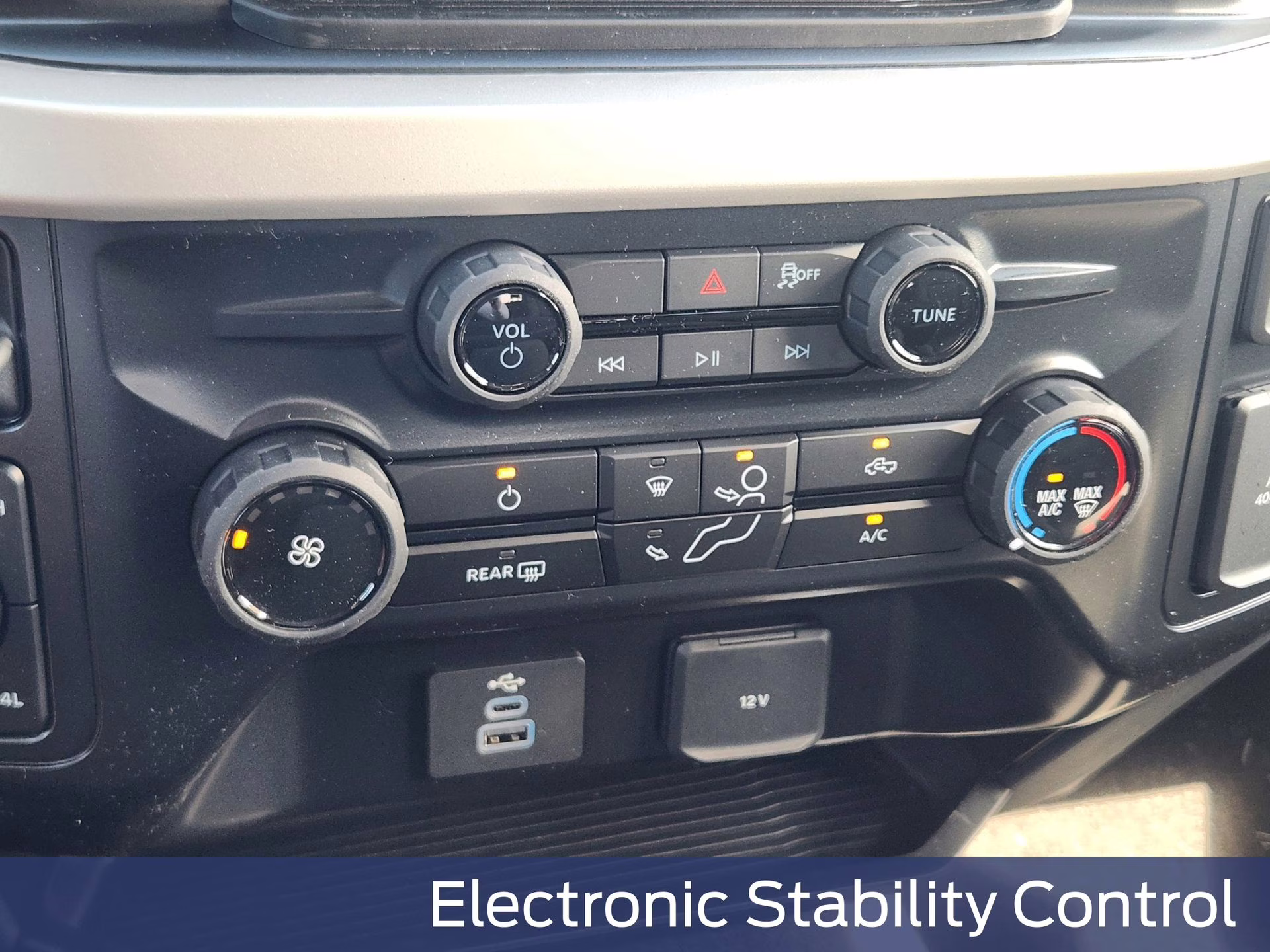 2026 Avalanche Ford Super Duty F-250 SRW XL 4X4 Truck