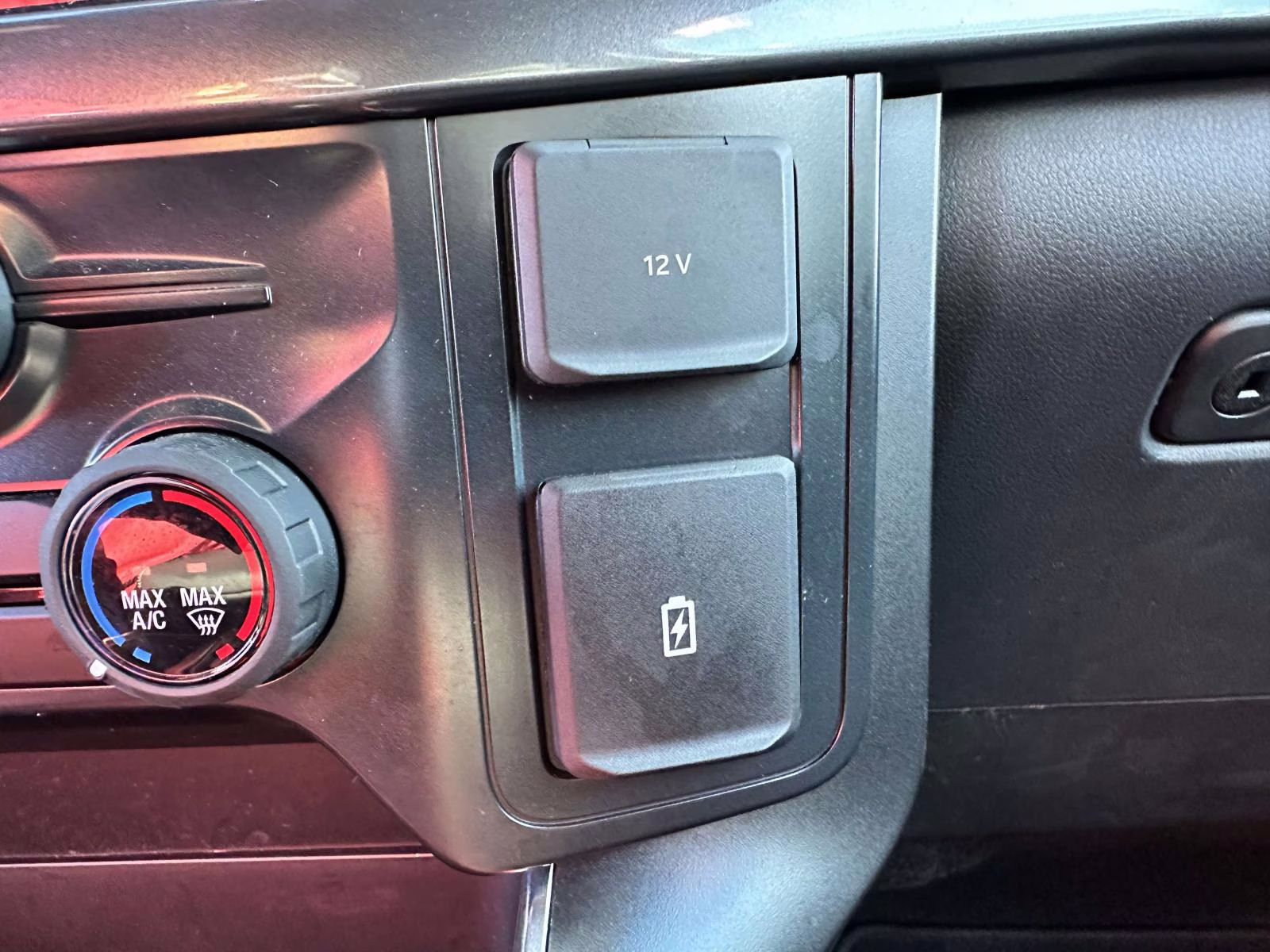 2025 Atlas Blue Metallic Ford F-150 STX 4WD SuperCrew 5.5' Box 4X4 Truck