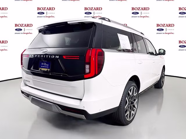 2025 White Metallic Ford Expedition Platinum 4X4 SUV