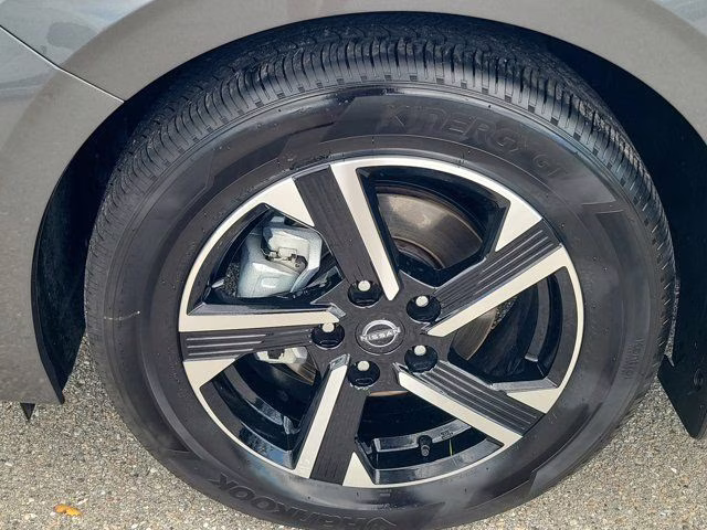 2025 Gun Metallic Nissan Sentra SV FWD Sedan