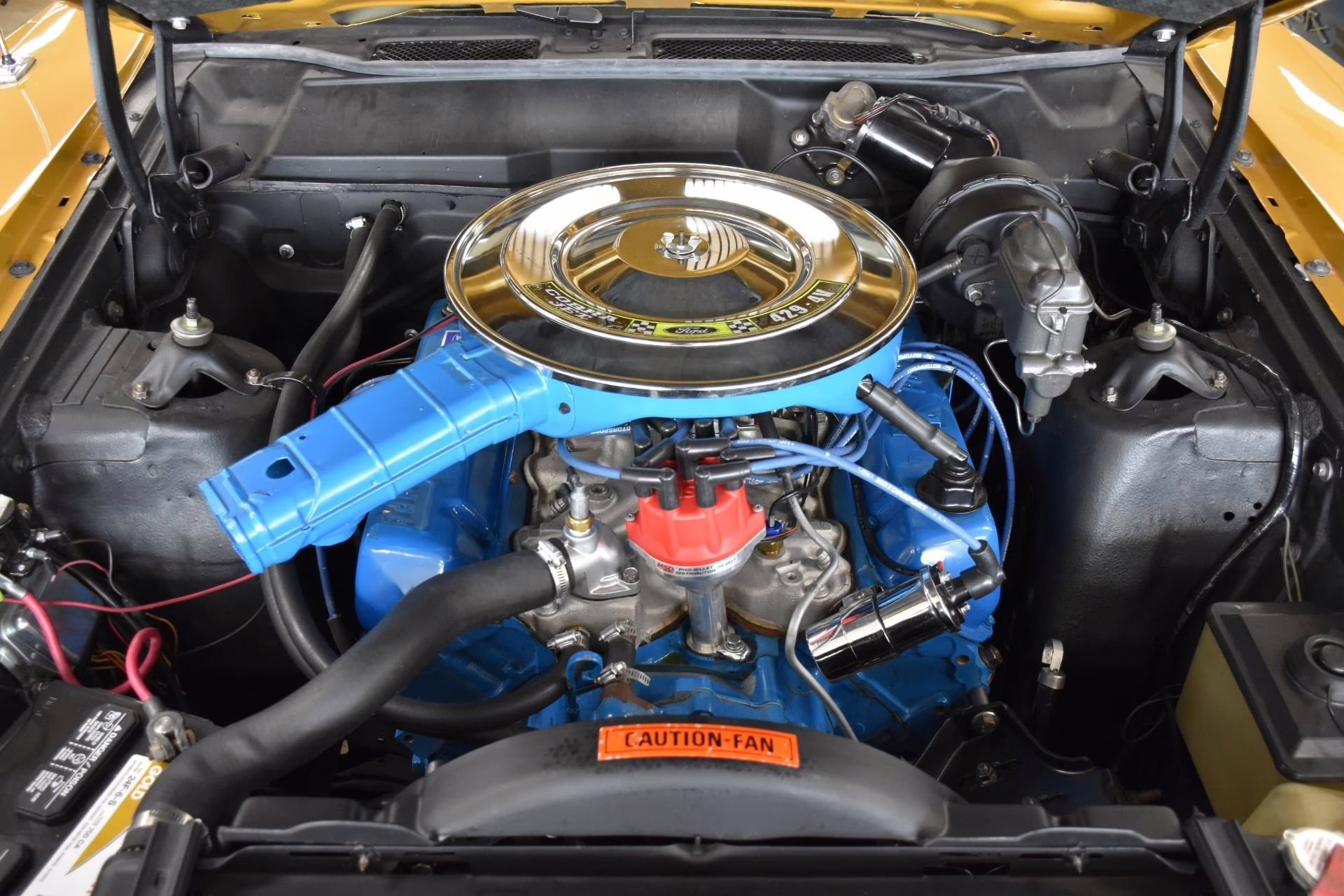 1970 Gold Ford Torino