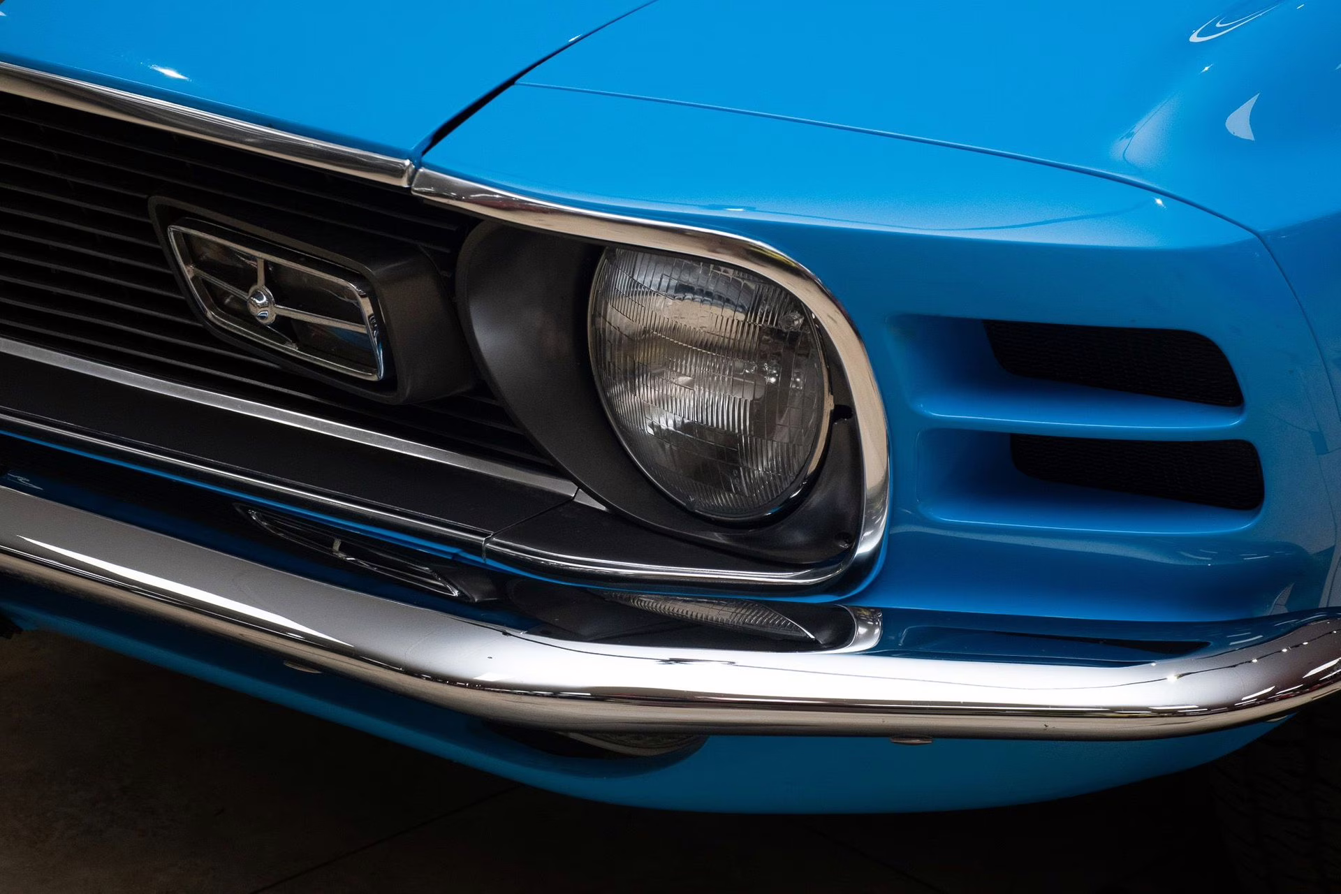 1970 Grabber Blue Ford Mustang
