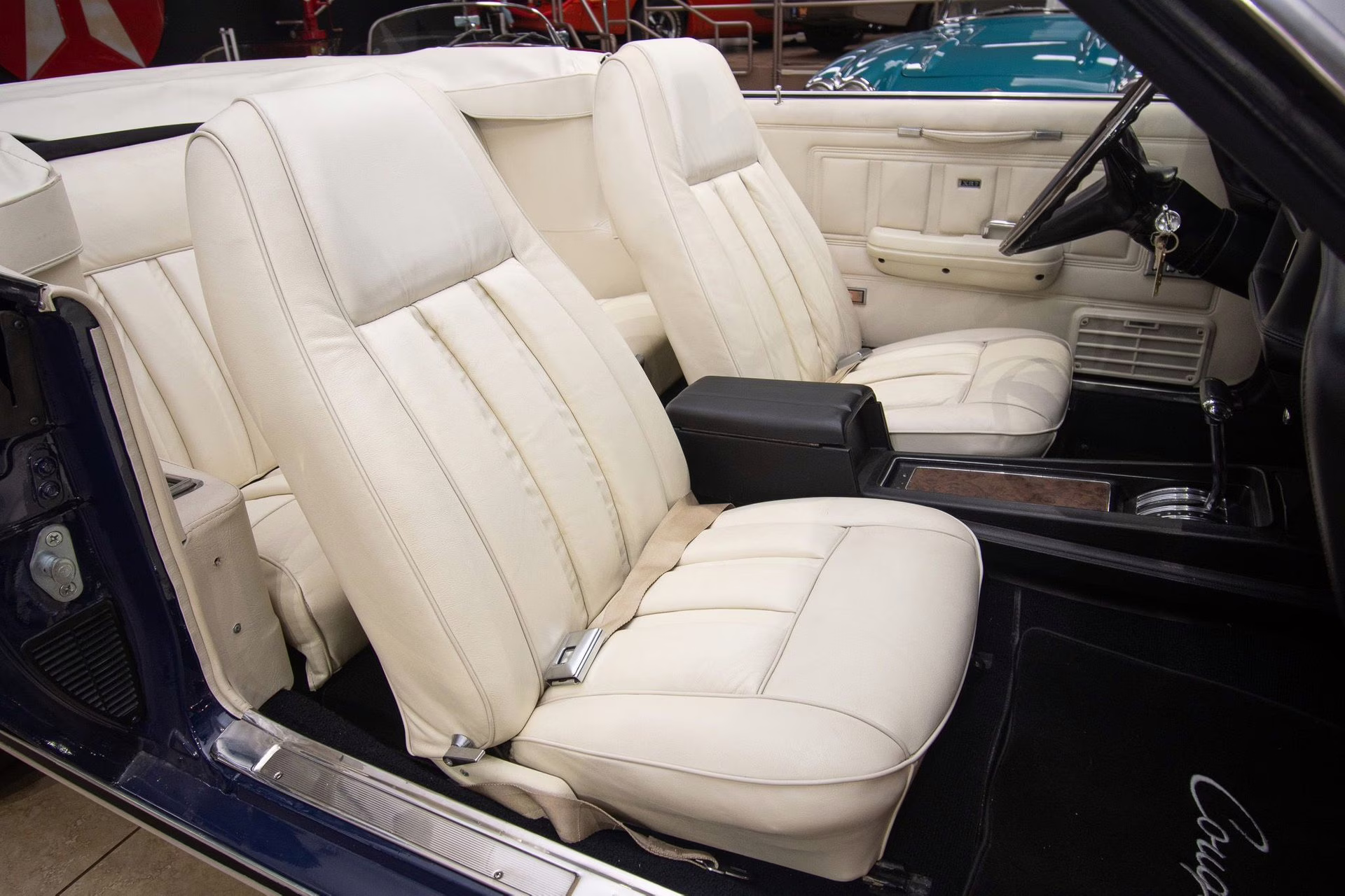 1970 Special Order Dark Blue Mercury Cougar