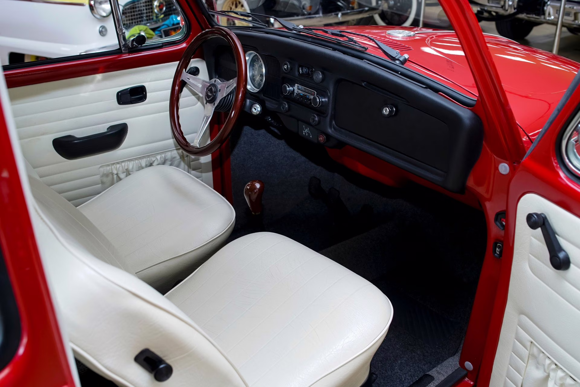 1971 Iberian Red Volkswagen Super Beetle