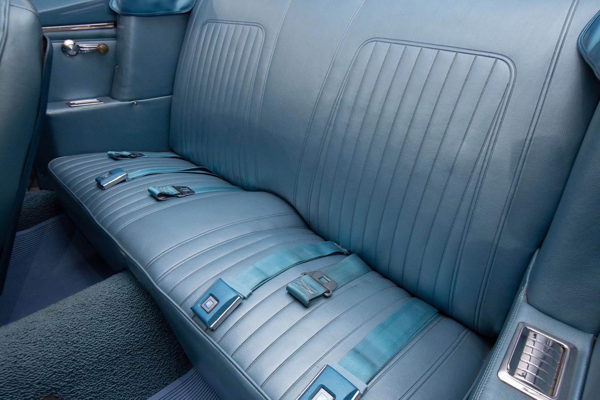 1967 Ermine White Chevrolet Camaro