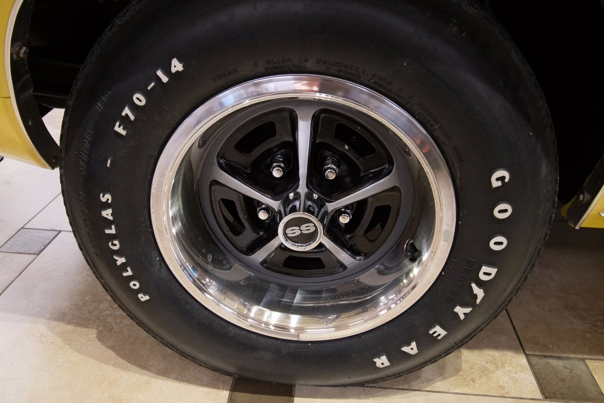 1969 Yellow Chevrolet Camaro