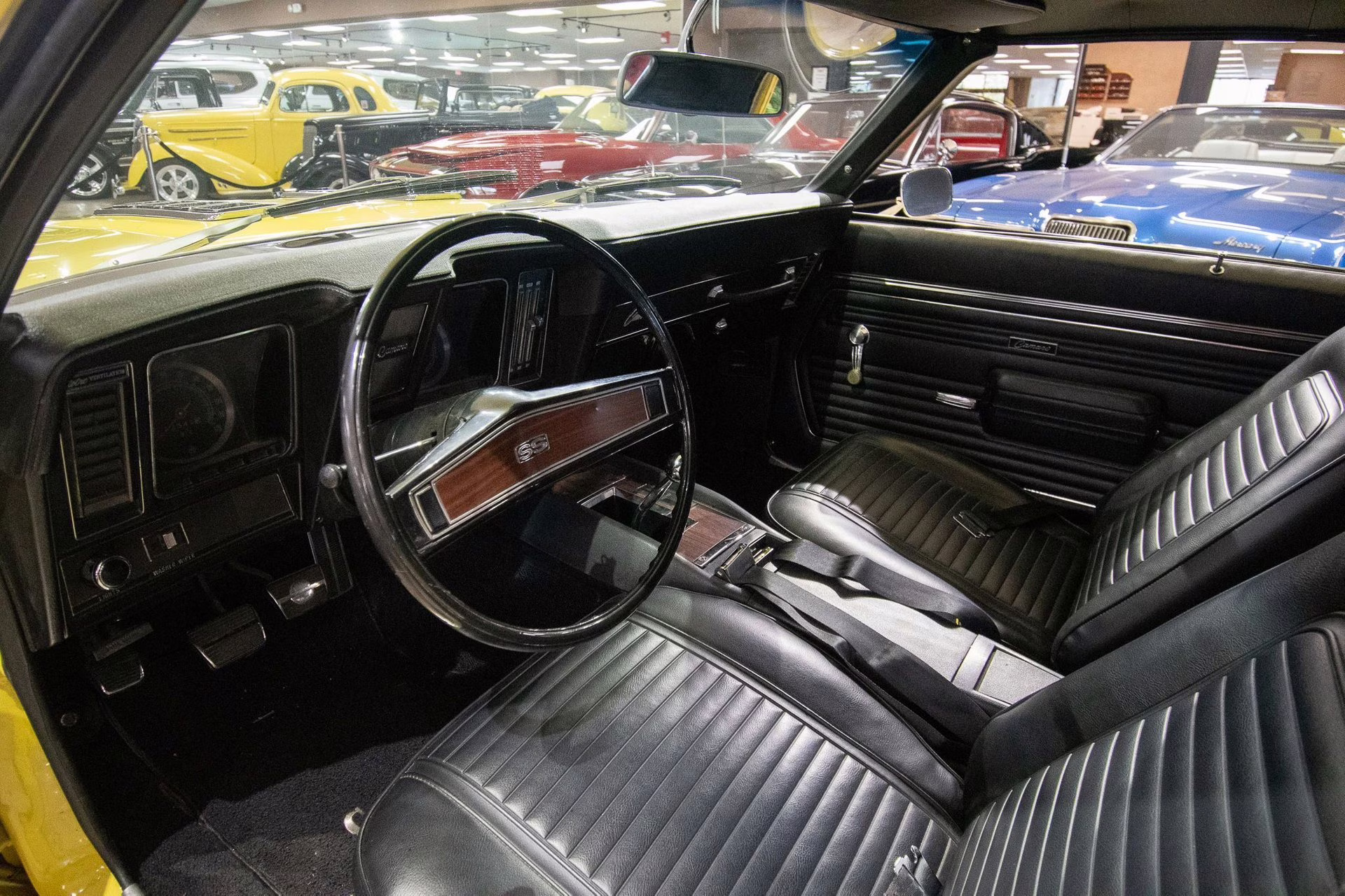 1969 Yellow Chevrolet Camaro