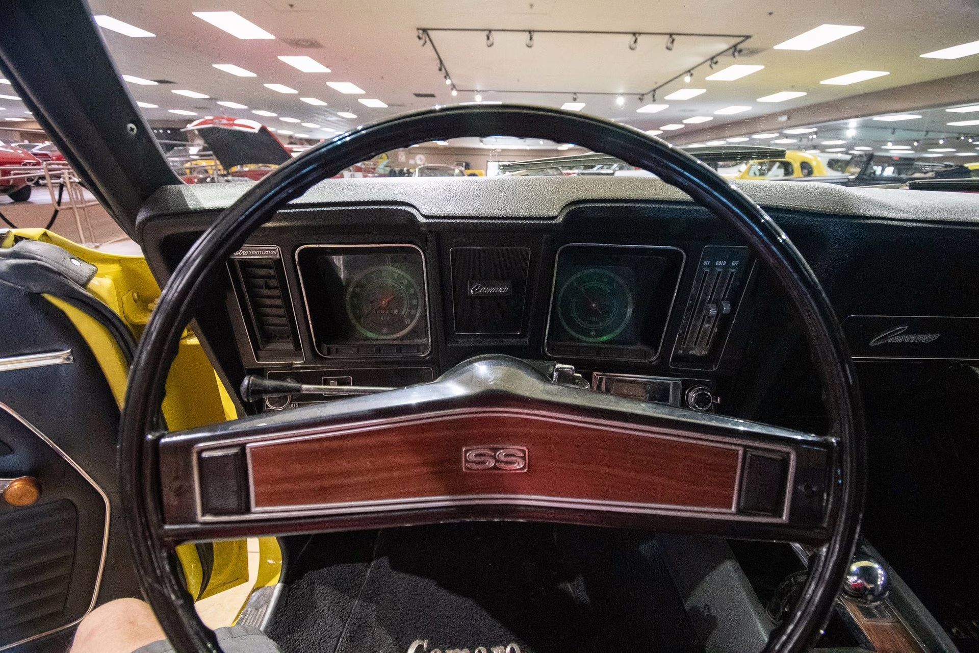 1969 Yellow Chevrolet Camaro