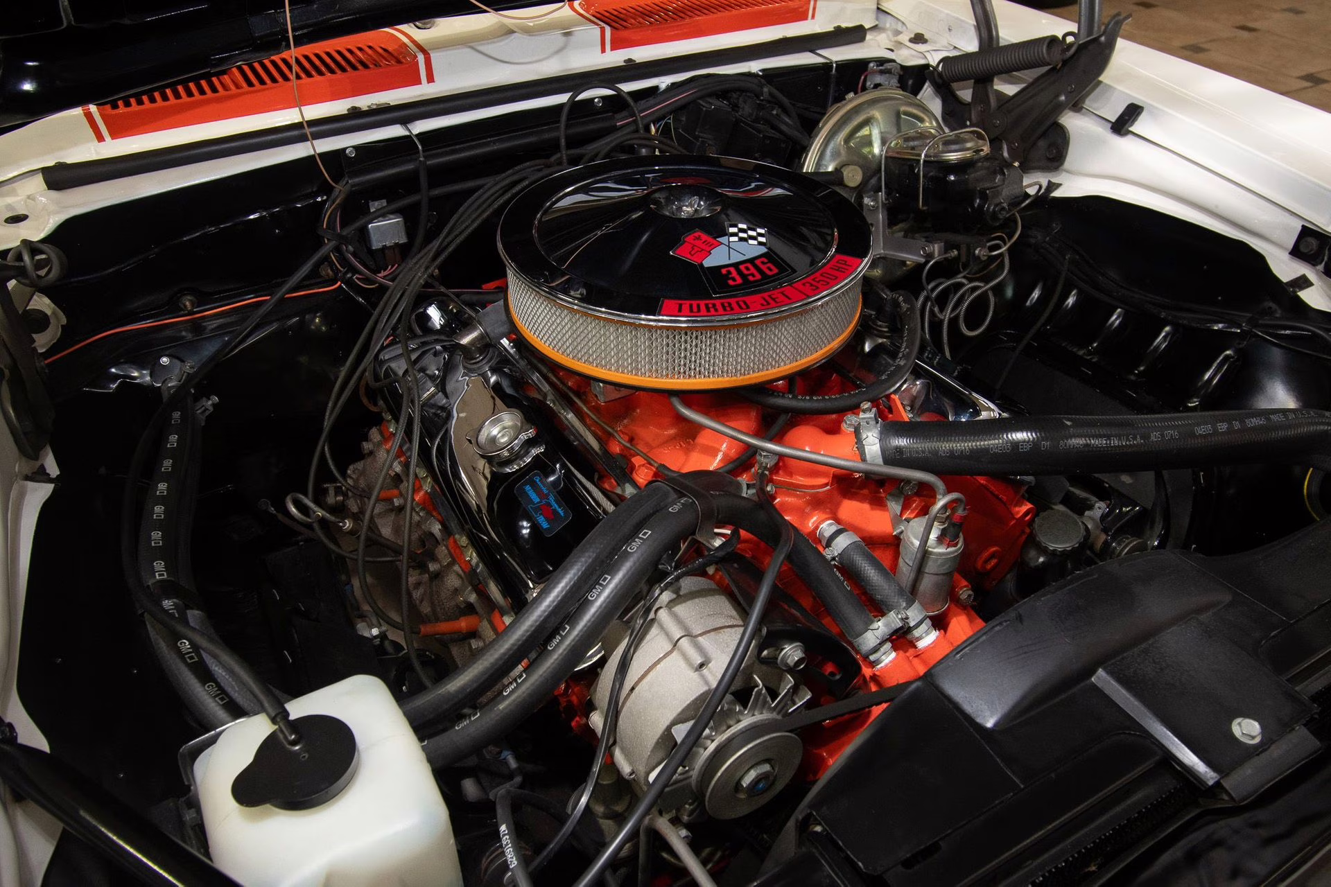 1969 Dover White/Hugger Orange Chevrolet Camaro