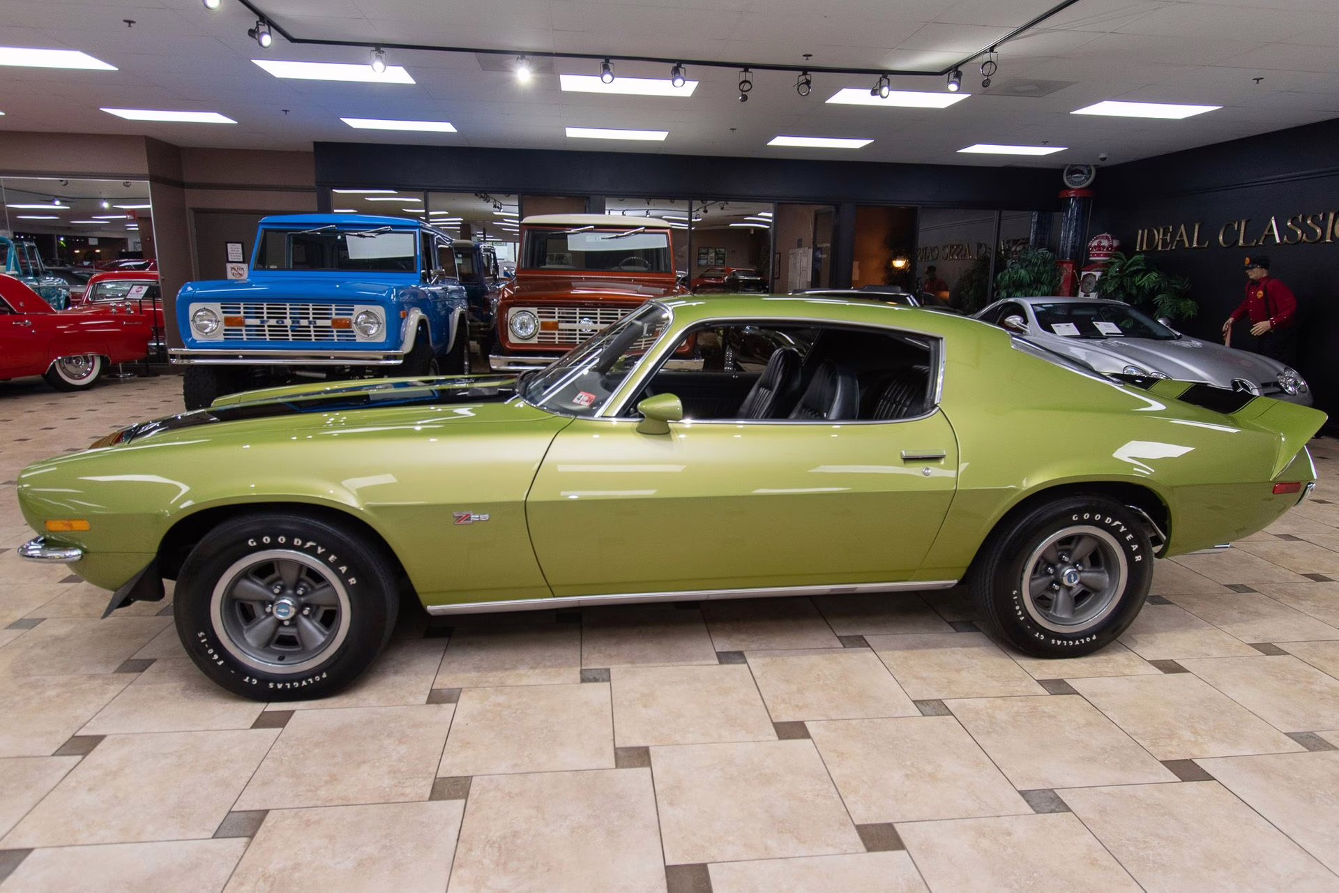 1971 Lime  Green Chevrolet Camaro
