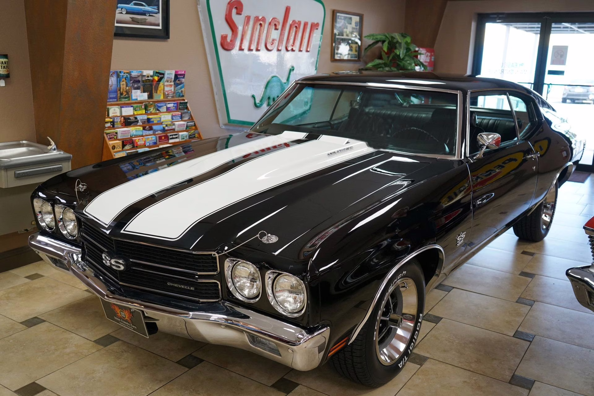 1970 Tuxedo Black w/ White Stripes Chevrolet Chevelle