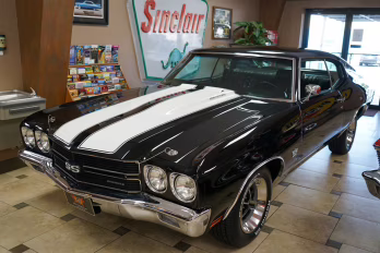 1970 Tuxedo Black w/ White Stripes Chevrolet Chevelle