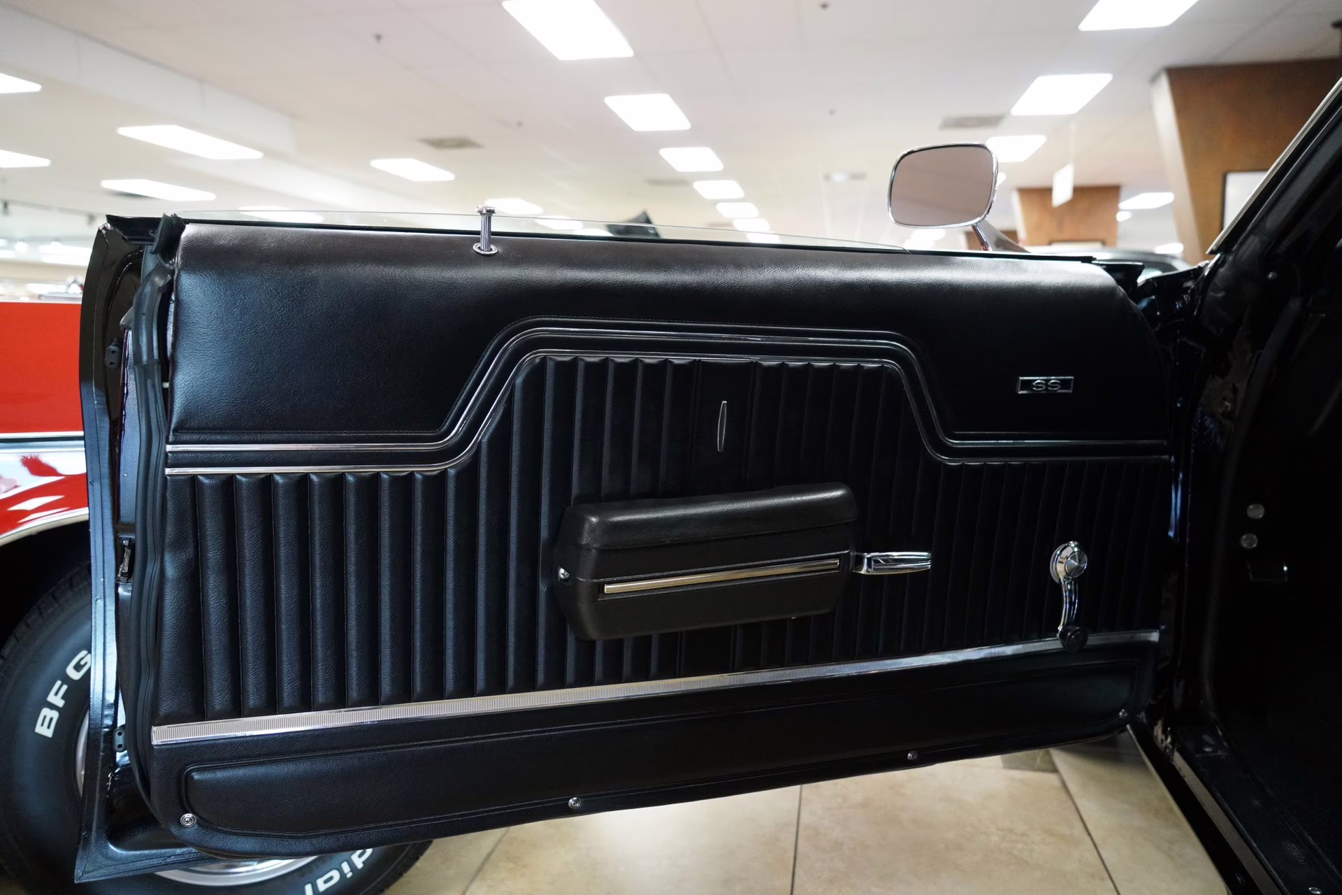 1970 Tuxedo Black w/ White Stripes Chevrolet Chevelle