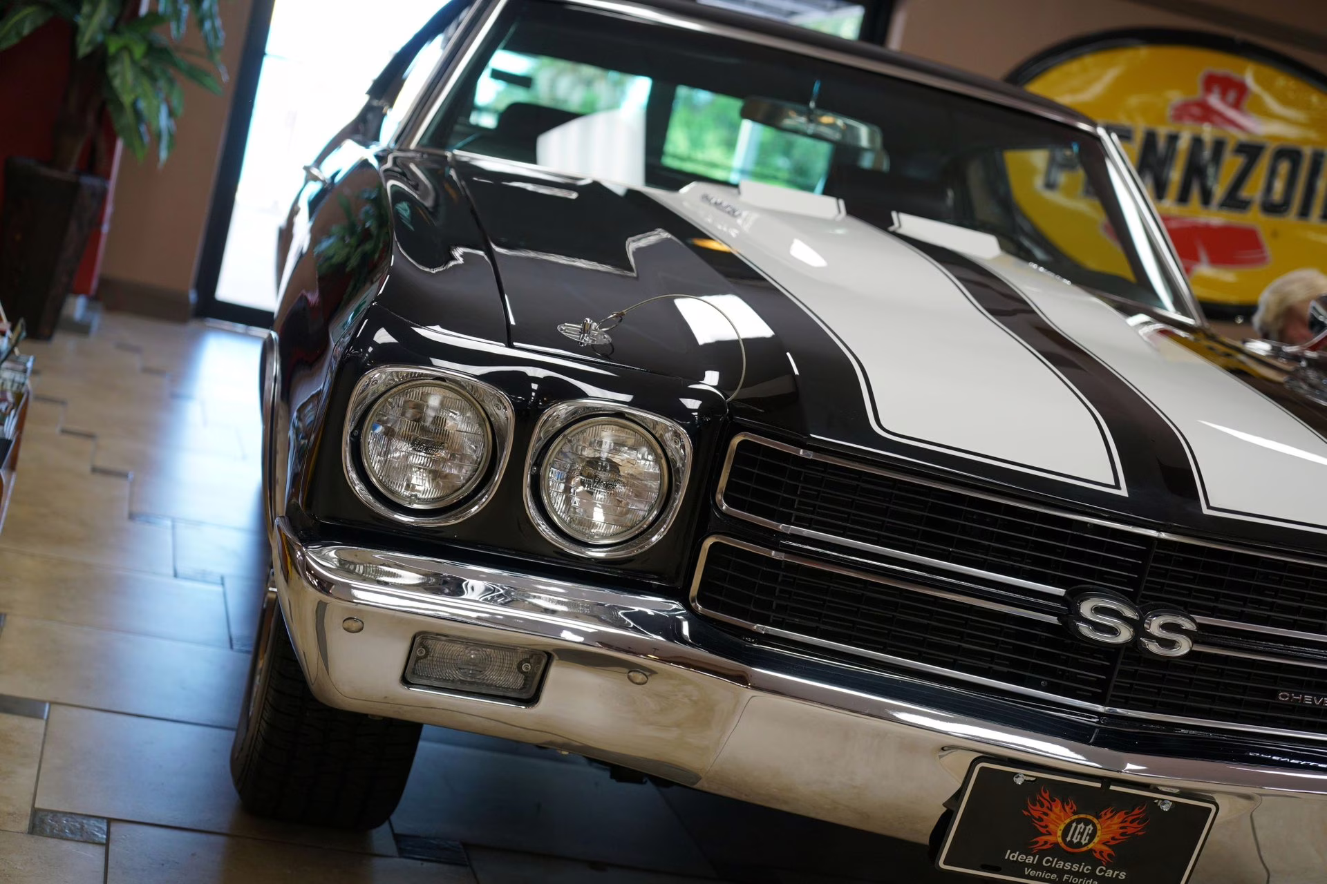 1970 Tuxedo Black w/ White Stripes Chevrolet Chevelle
