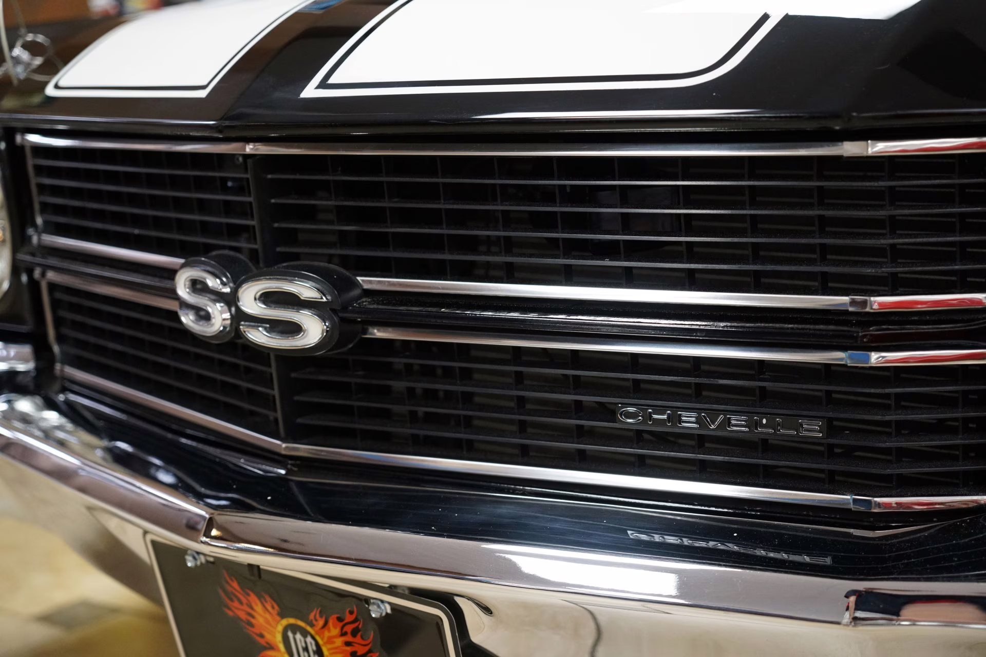 1970 Tuxedo Black w/ White Stripes Chevrolet Chevelle