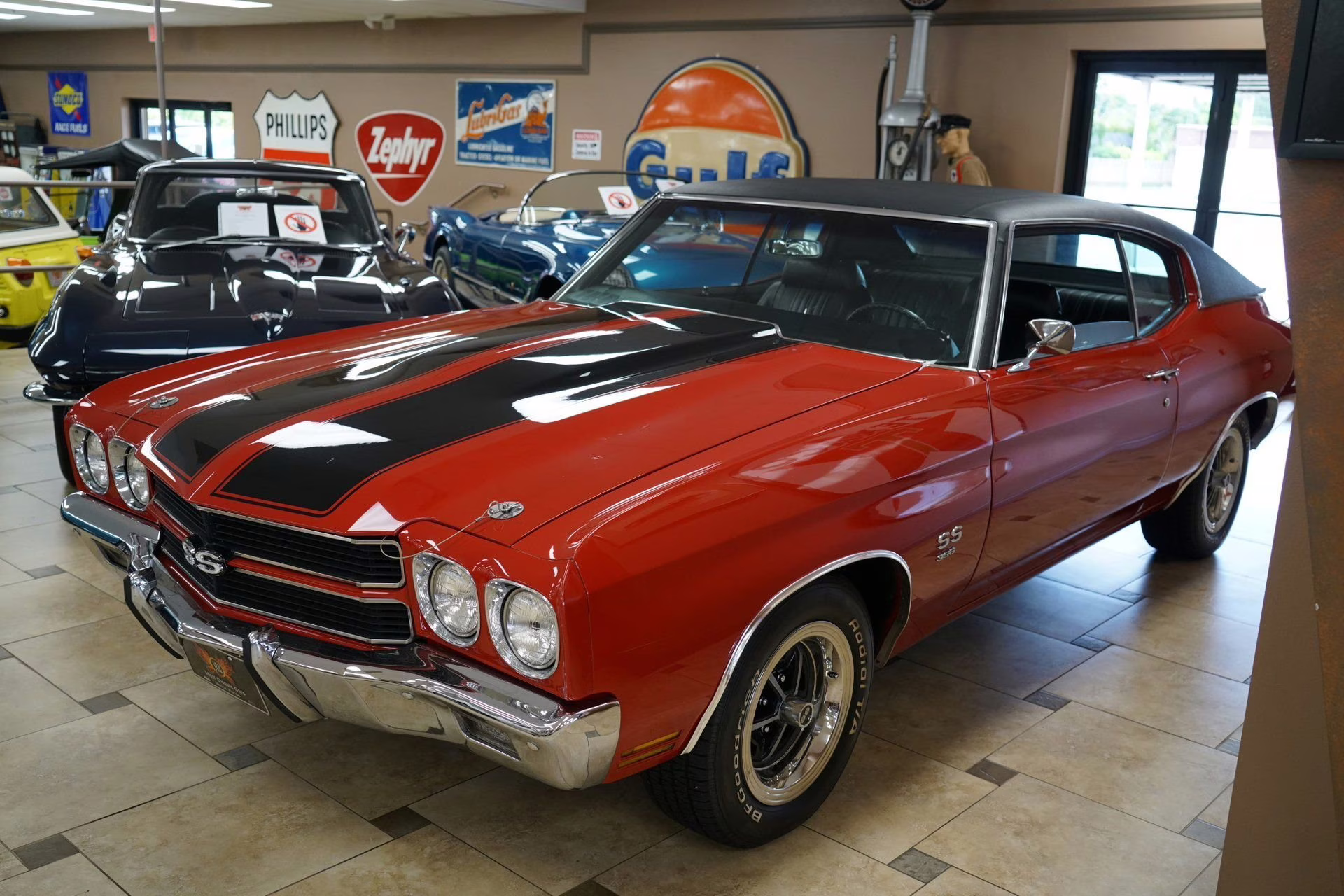 1970 Cranberry Red w/ Black Chevrolet Chevelle