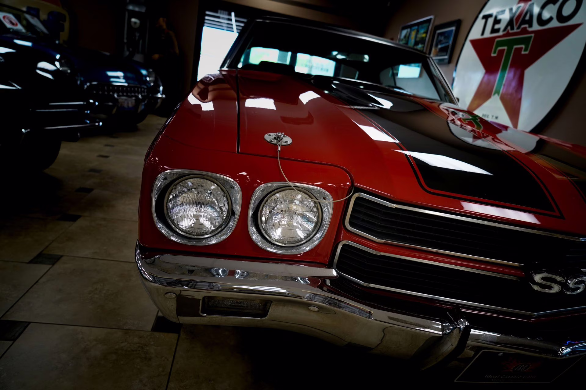1970 Cranberry Red w/ Black Chevrolet Chevelle