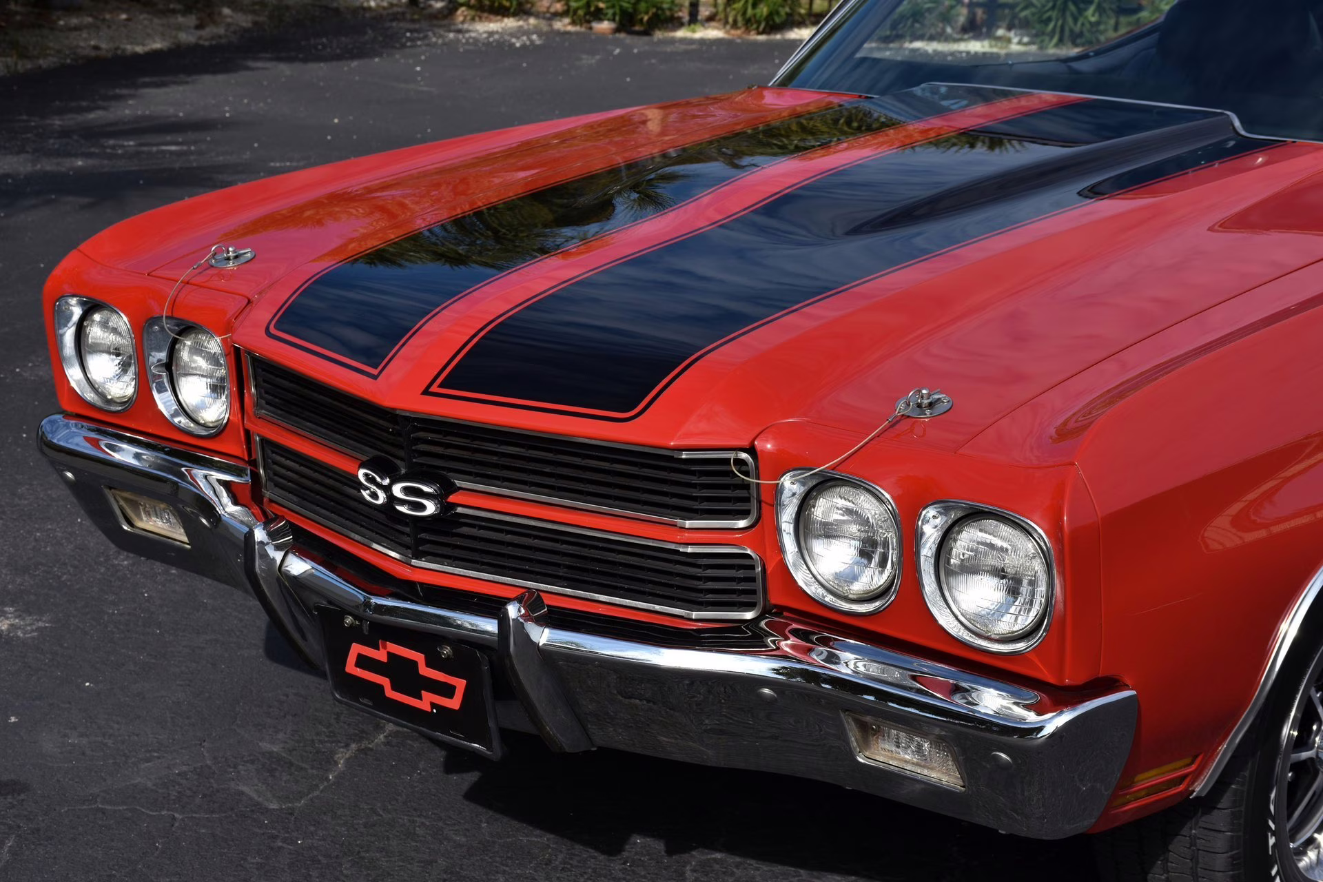 1970 Cranberry Red w/ Black Chevrolet Chevelle