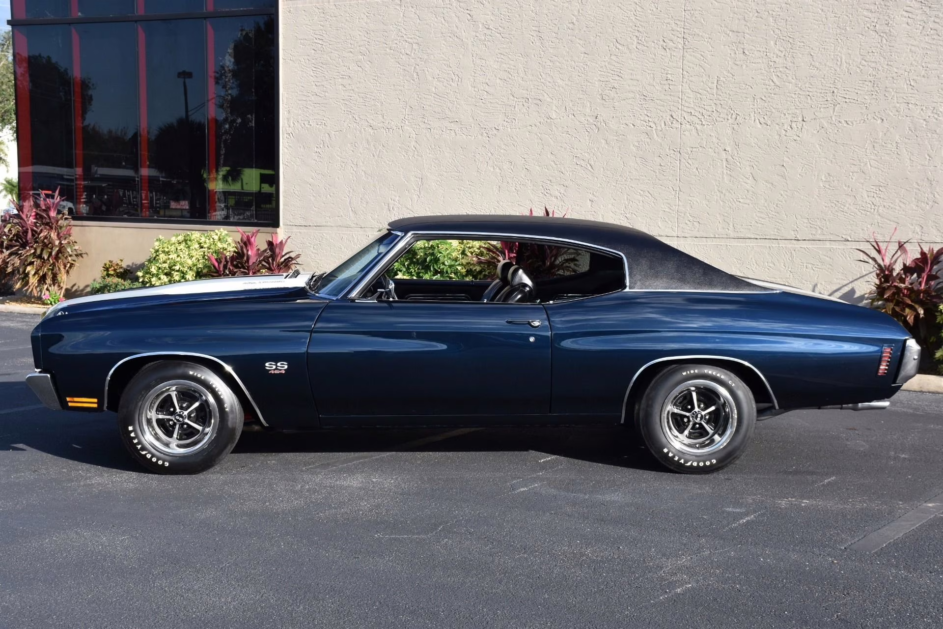 1970 Dark Blue Chevrolet Chevelle