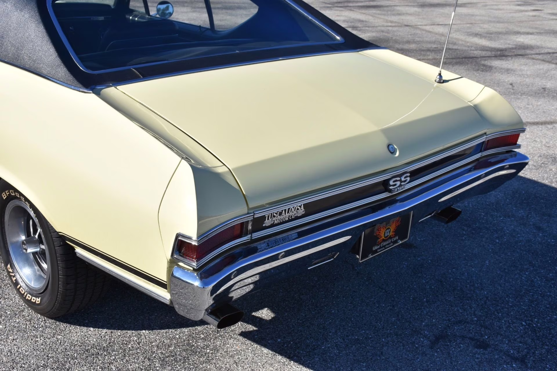 1968 Yellow Chevrolet Chevelle Coupe