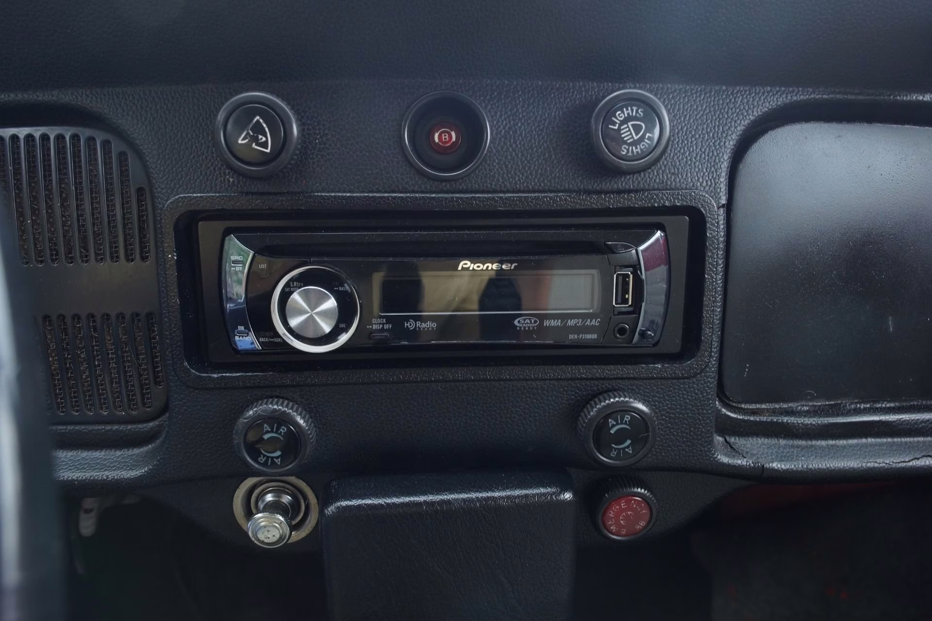 1970 Poppy Red Volkswagen Beetle