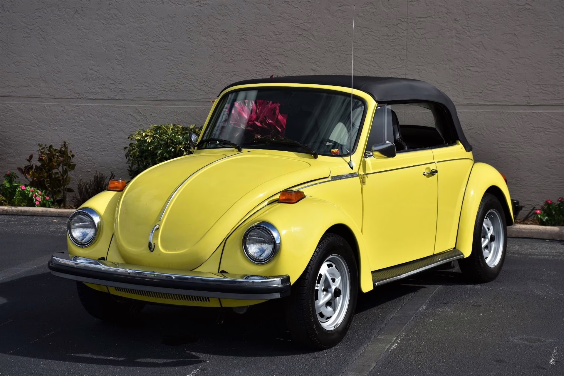 1974 Rallye Yellow Volkswagen Beetle