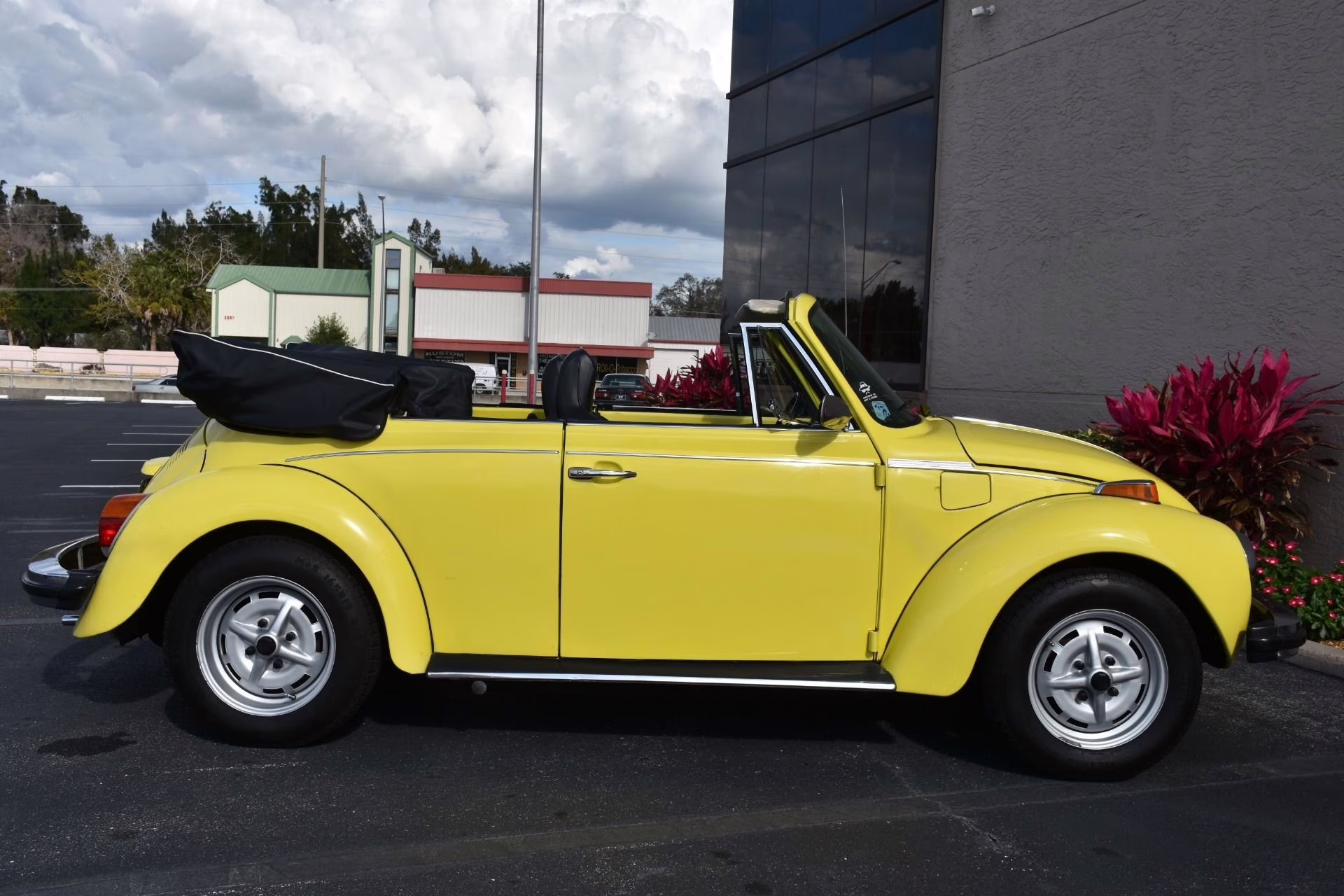 1974 Rallye Yellow Volkswagen Beetle