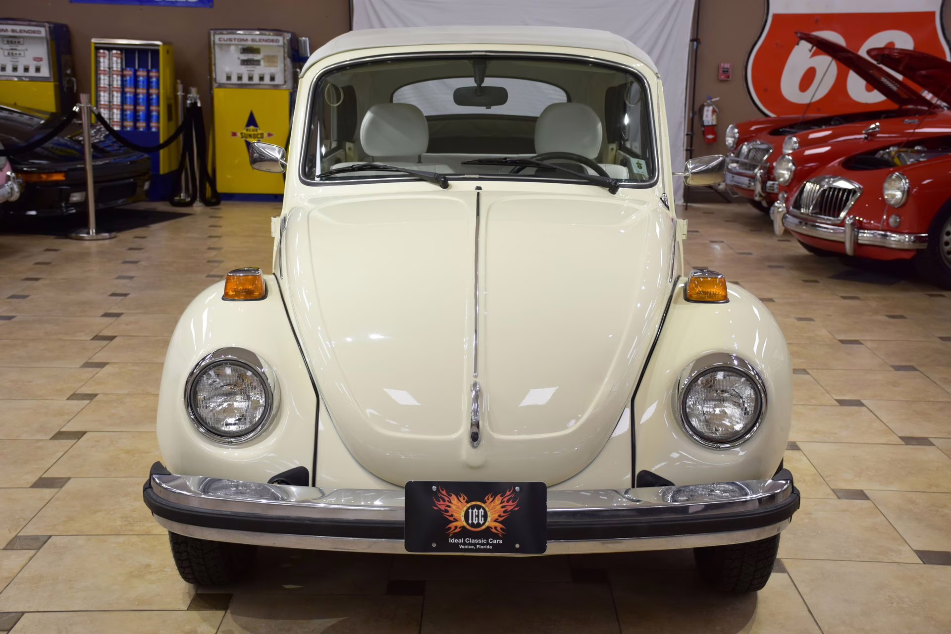 1976 Light Ivory Volkswagen Super Beetle