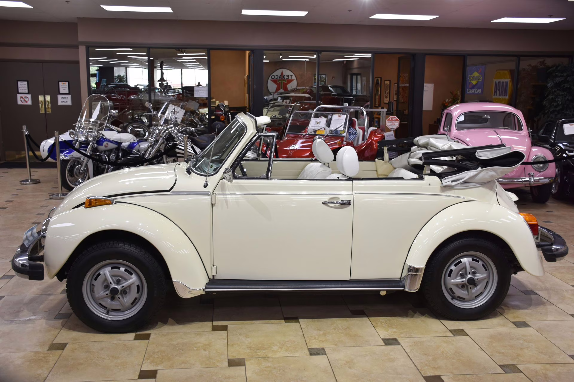 1976 Light Ivory Volkswagen Super Beetle