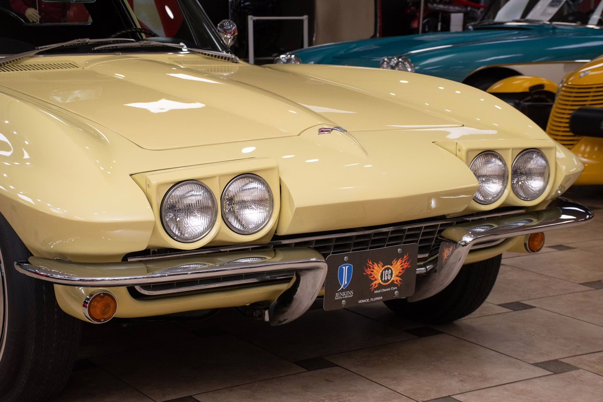 1967 Sunfire Yellow Chevrolet Corvette