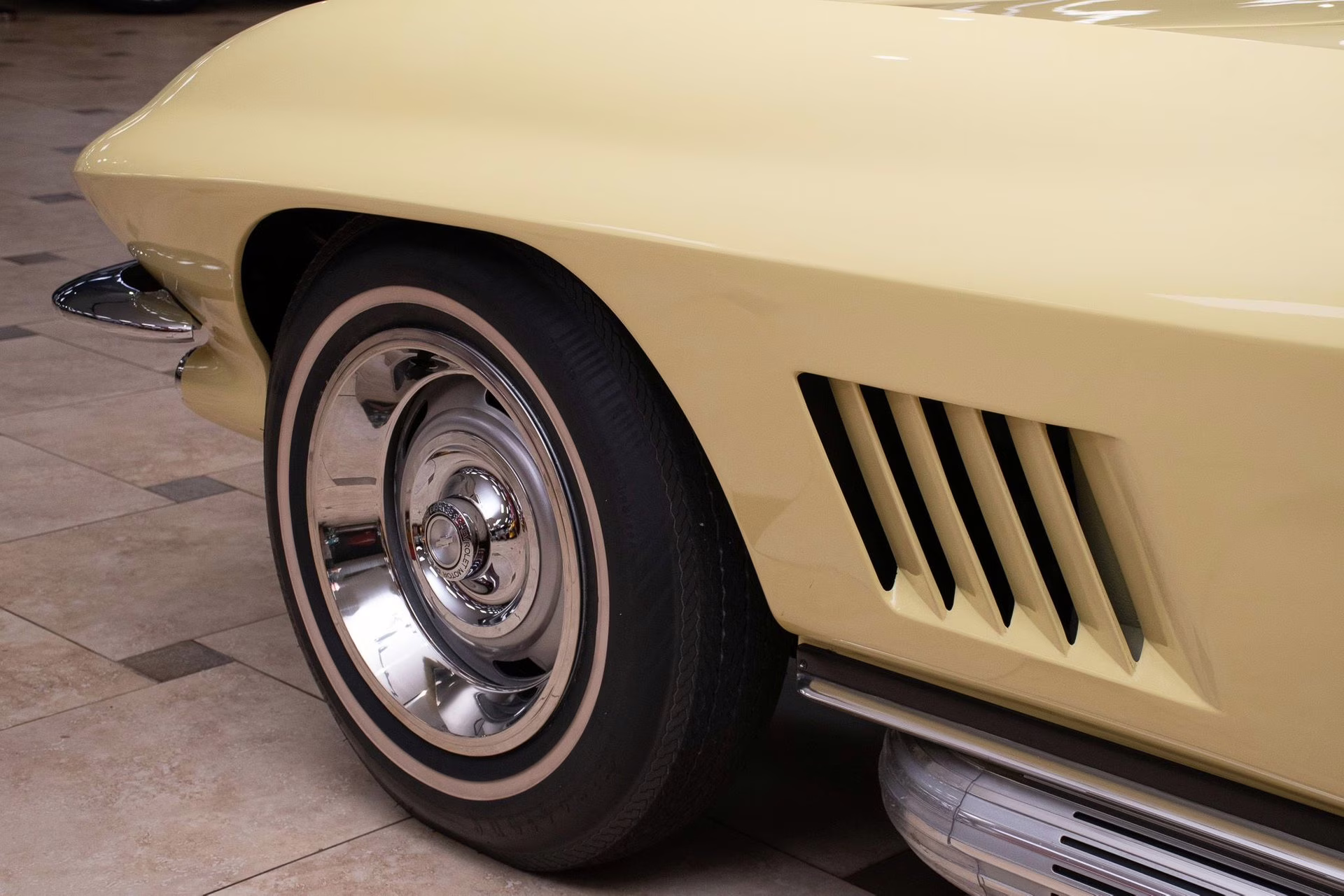 1967 Sunfire Yellow Chevrolet Corvette