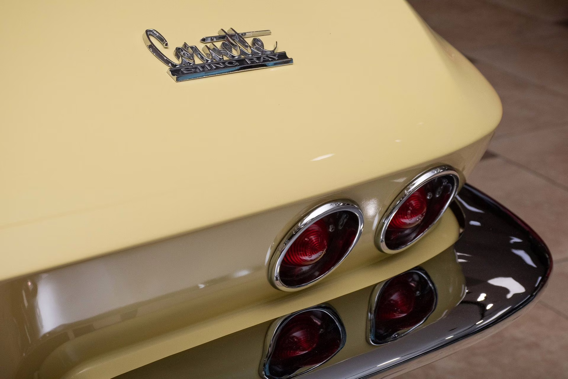 1967 Sunfire Yellow Chevrolet Corvette