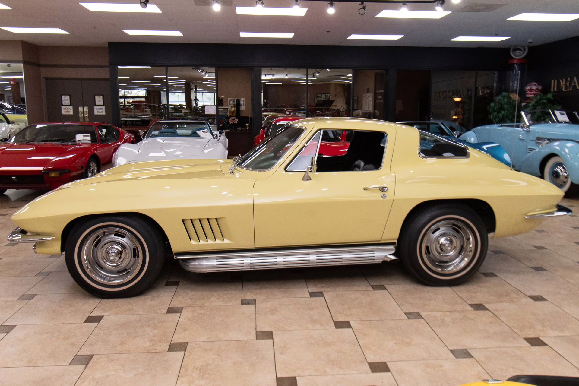 1967 Sunfire Yellow Chevrolet Corvette