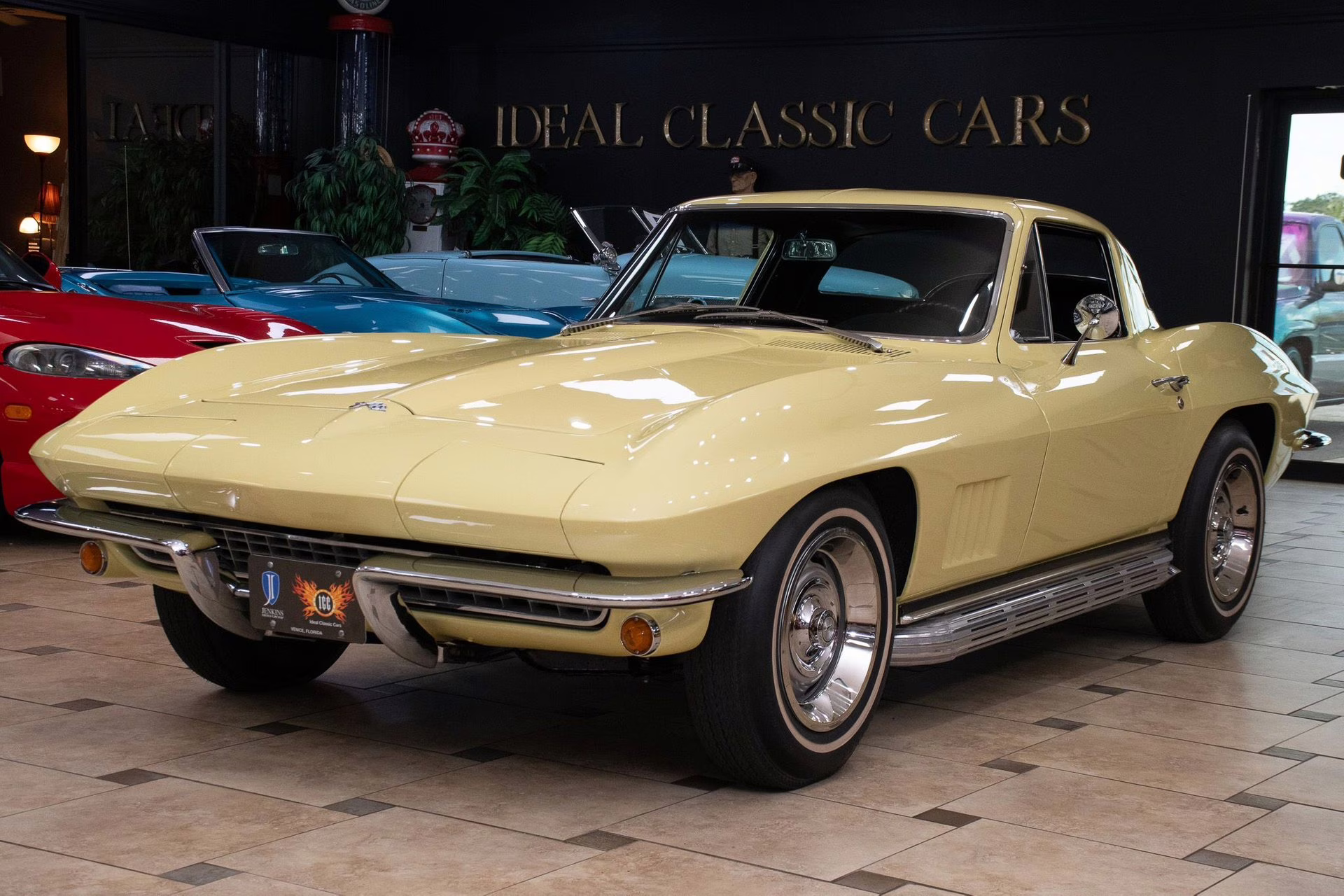 1967 Sunfire Yellow Chevrolet Corvette