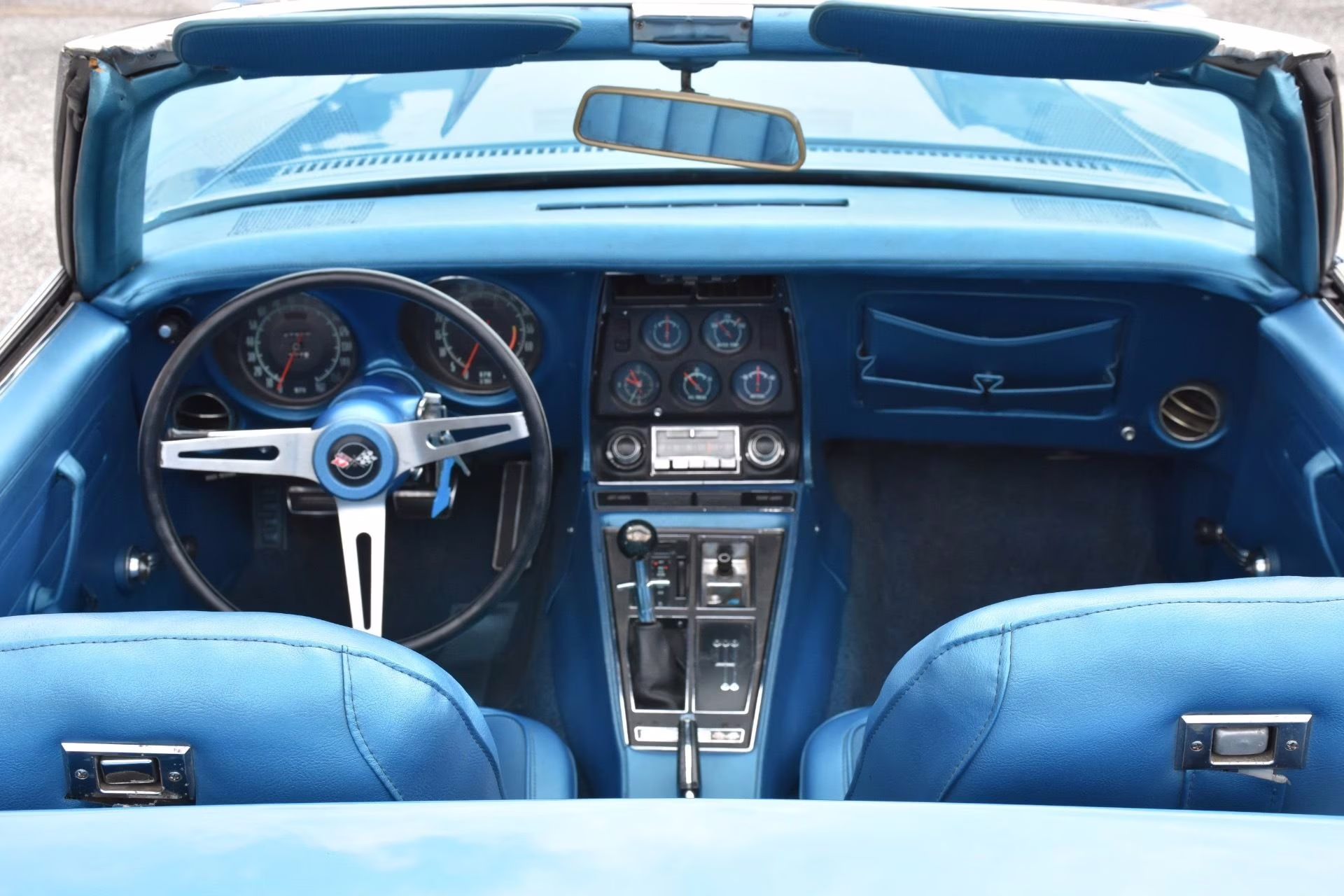 1970 Mulsanne Blue Chevrolet Corvette