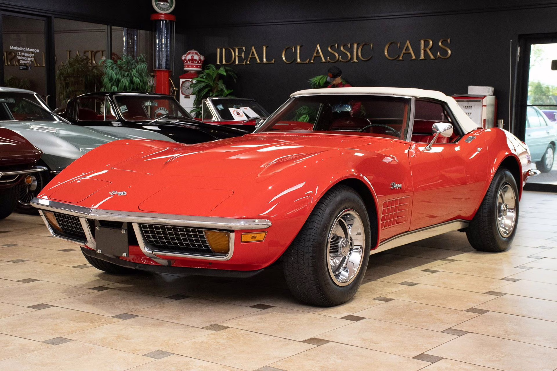 1970 Monza Red Chevrolet Corvette