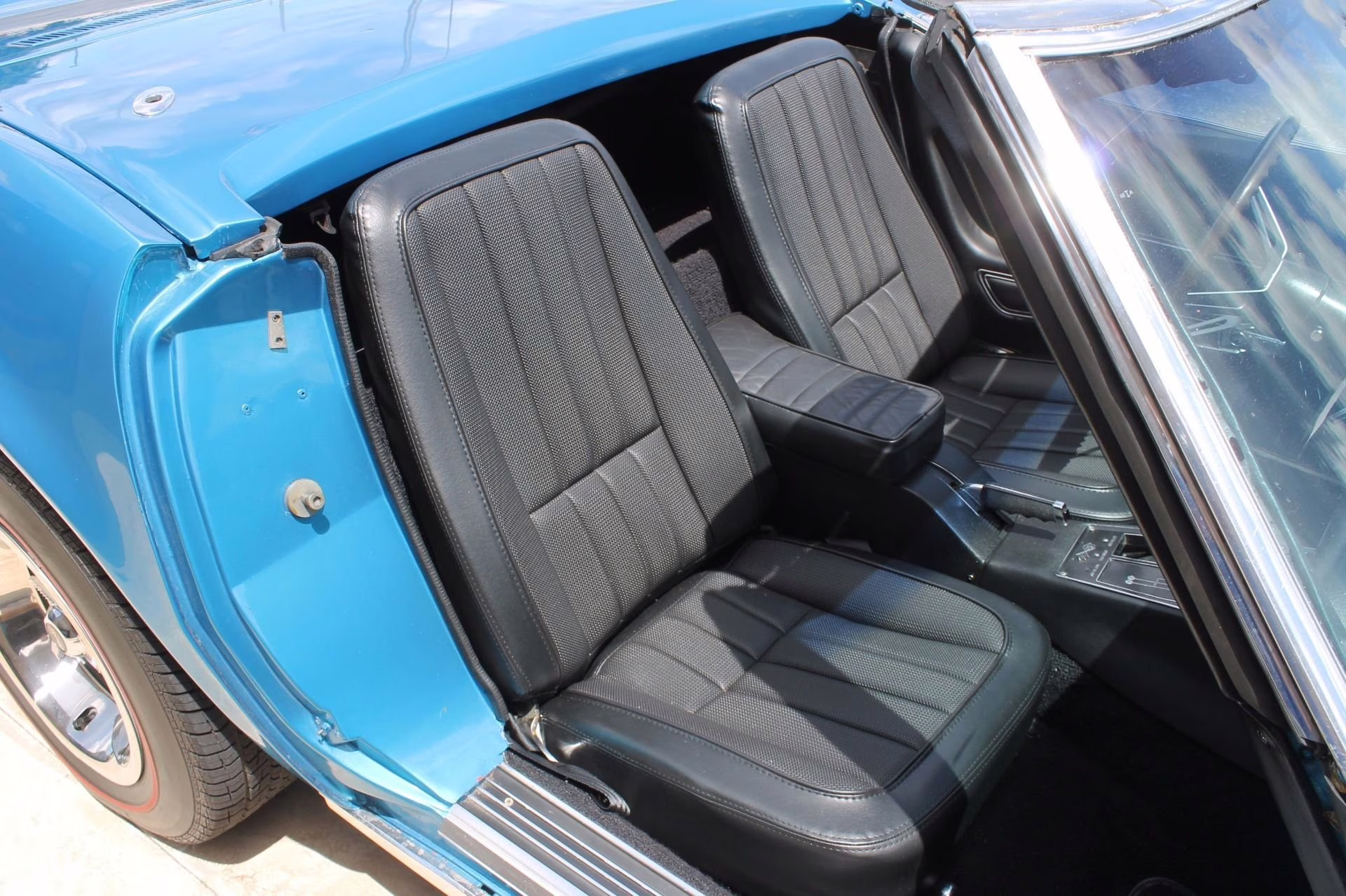 1968 LeMans Blue Chevrolet Corvette