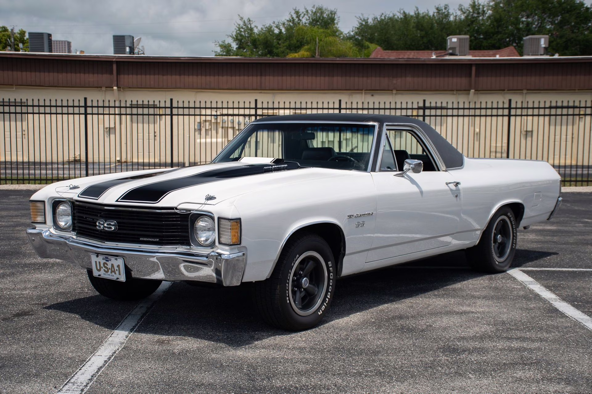 1972 Antique White Chevrolet El Camino